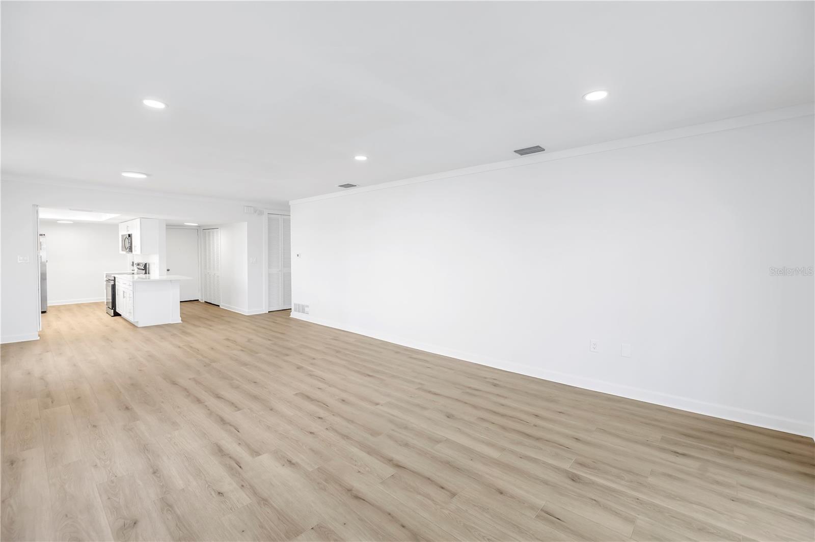 SEA ISLAND APTS 2 CONDO - Residential