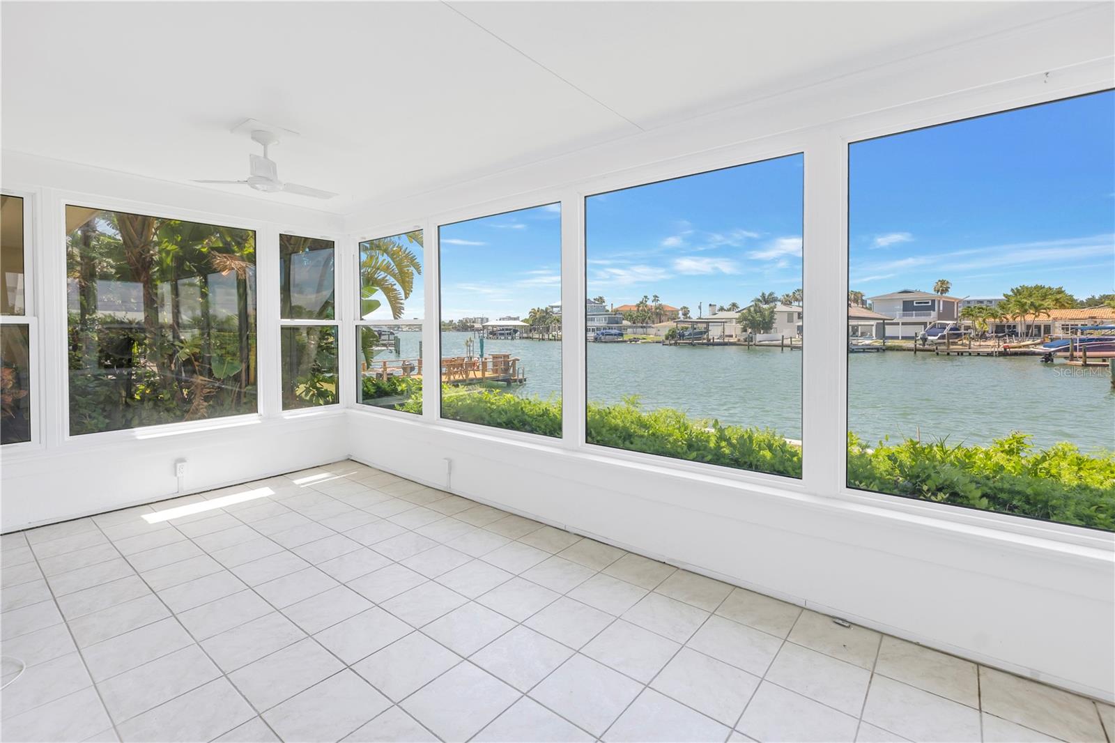 SEA ISLAND APTS 2 CONDO - Residential