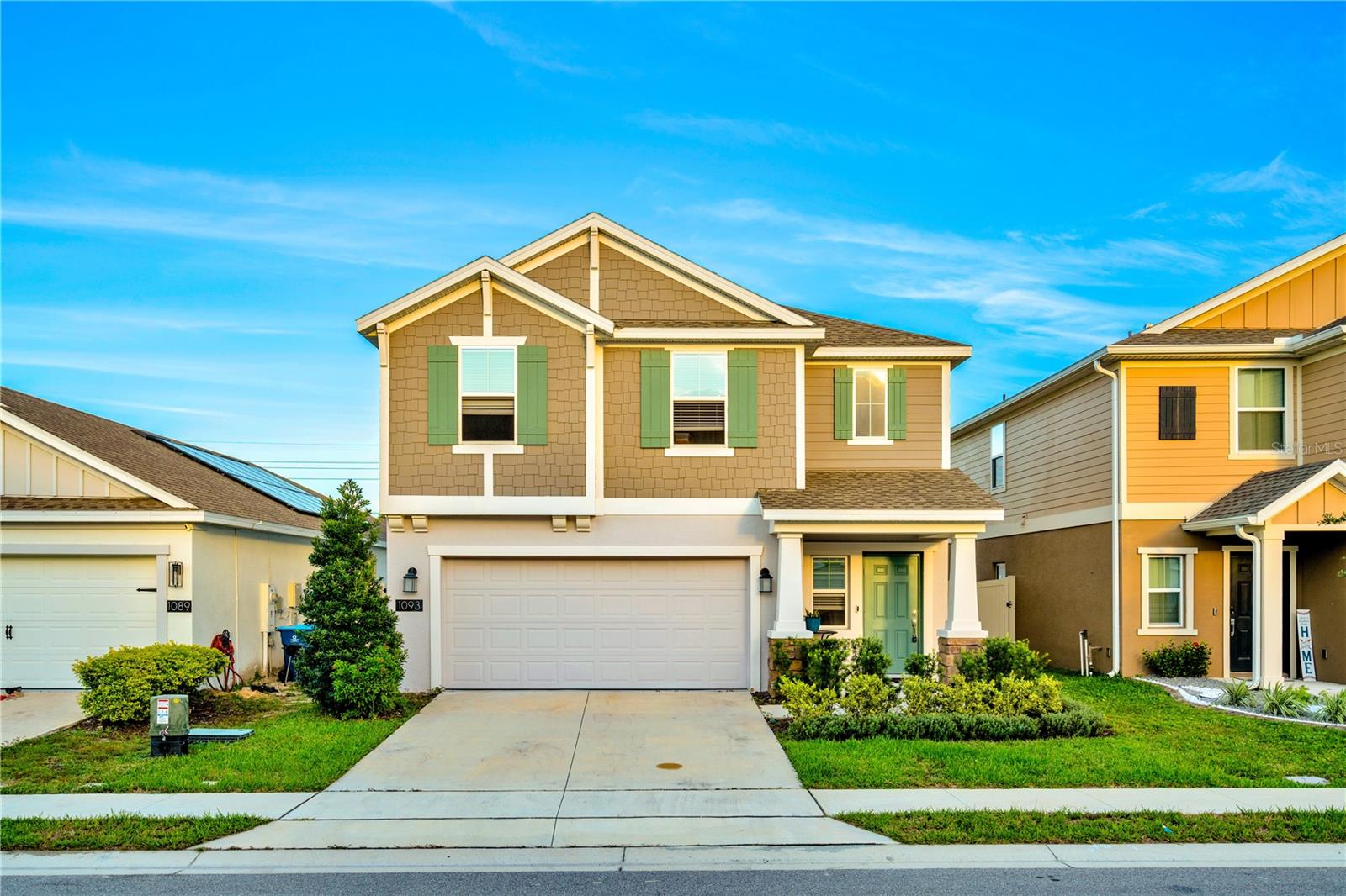 1093 BERRY LANE