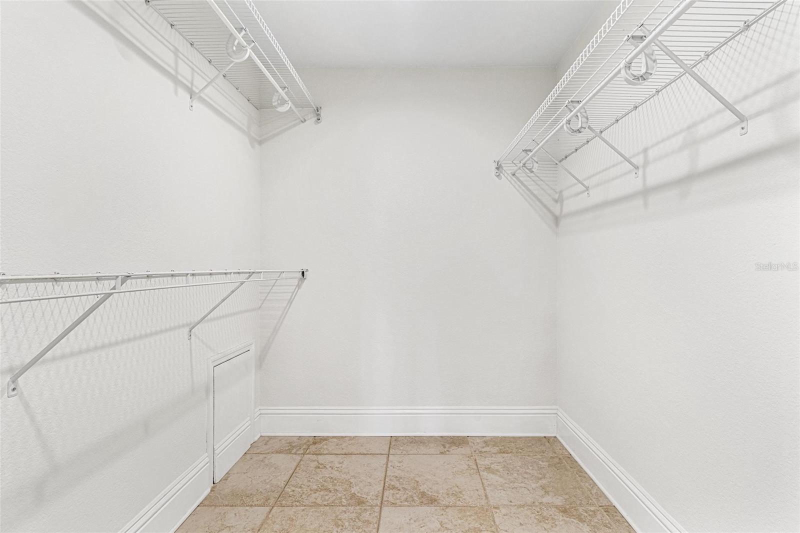 CAPRI ISLE SUB - Residential