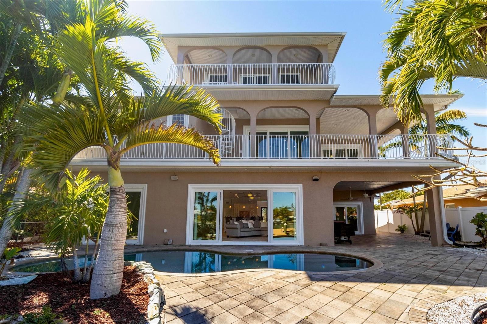 CAPRI ISLE SUB - Residential