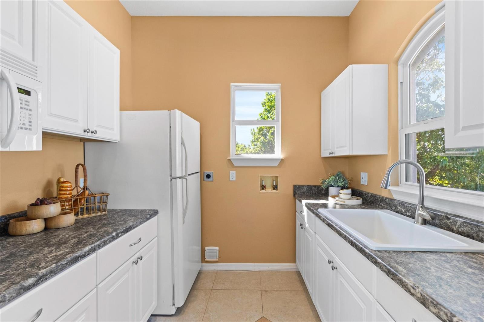 CAPRI ISLE SUB - Residential