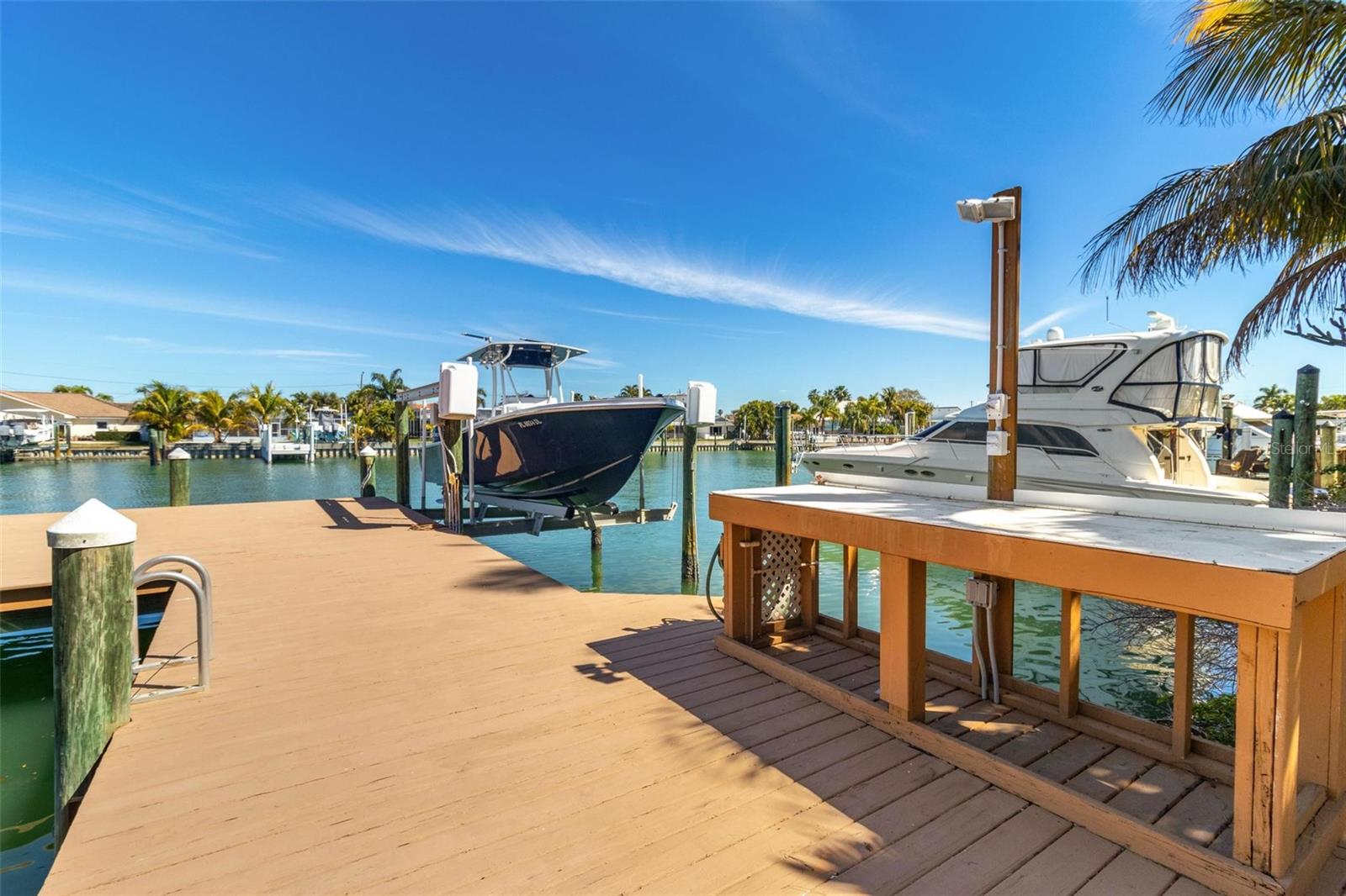 CAPRI ISLE SUB - Residential