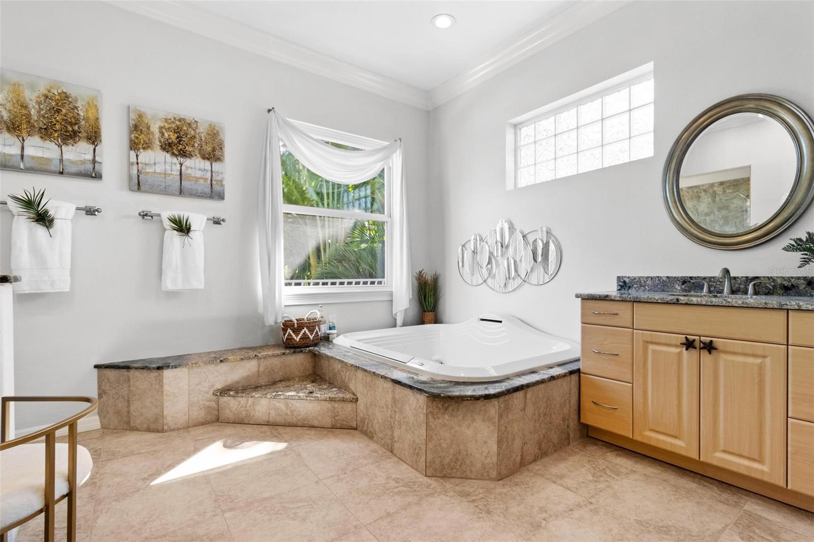 CAPRI ISLE SUB - Residential