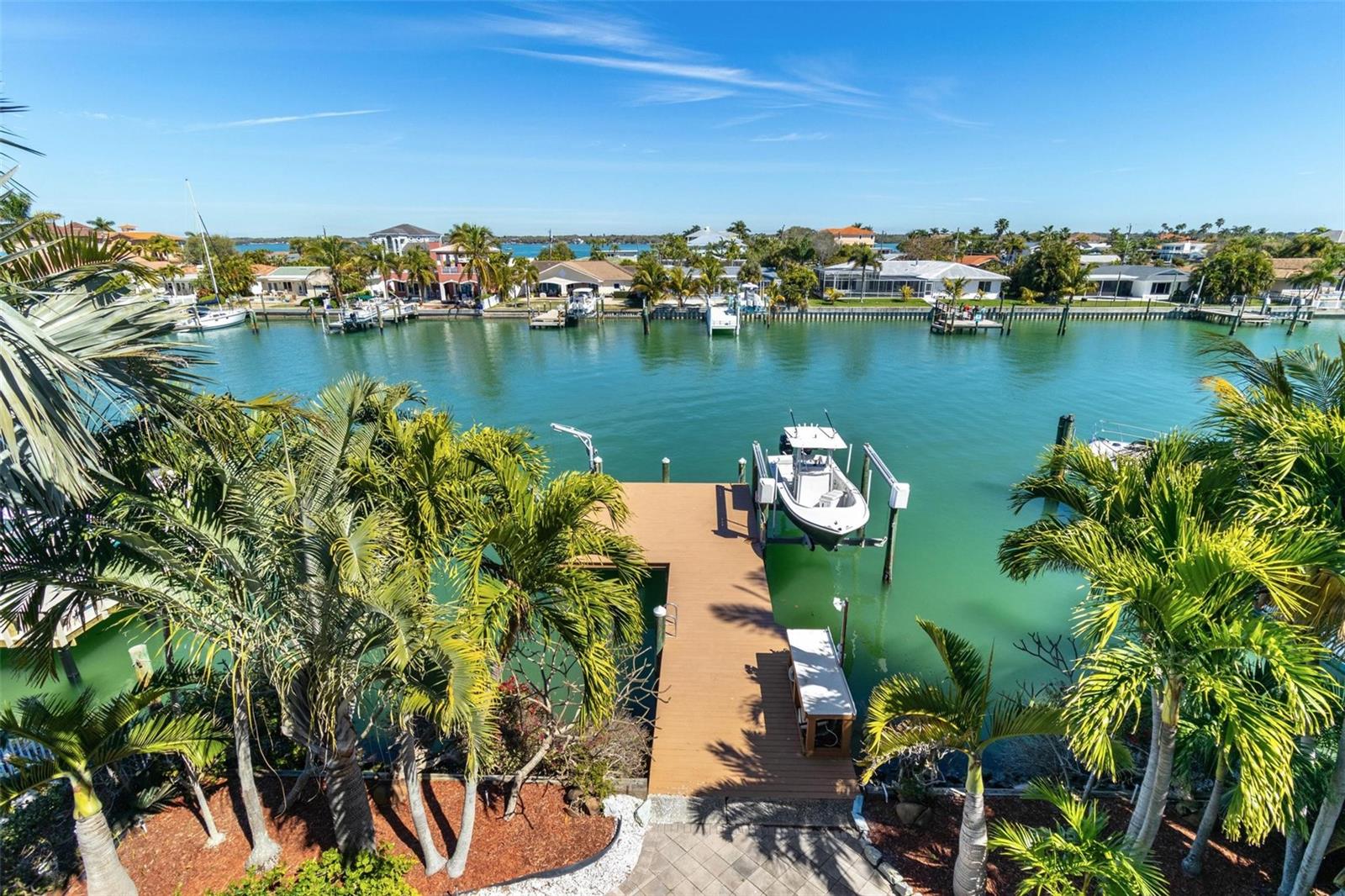 CAPRI ISLE SUB - Residential