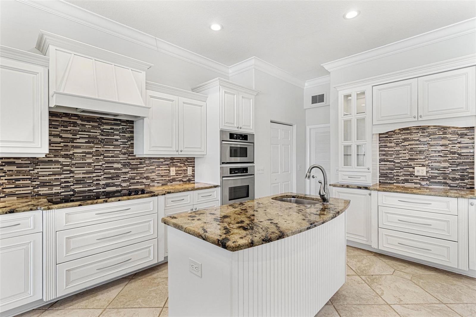 CAPRI ISLE SUB - Residential