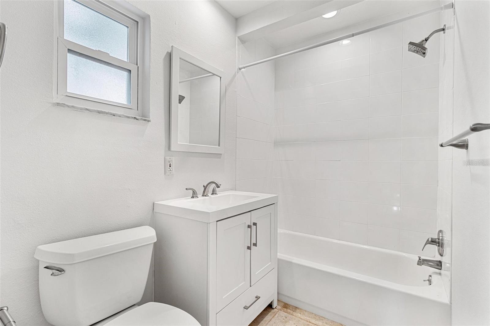 CAPRI ISLE SUB - Residential