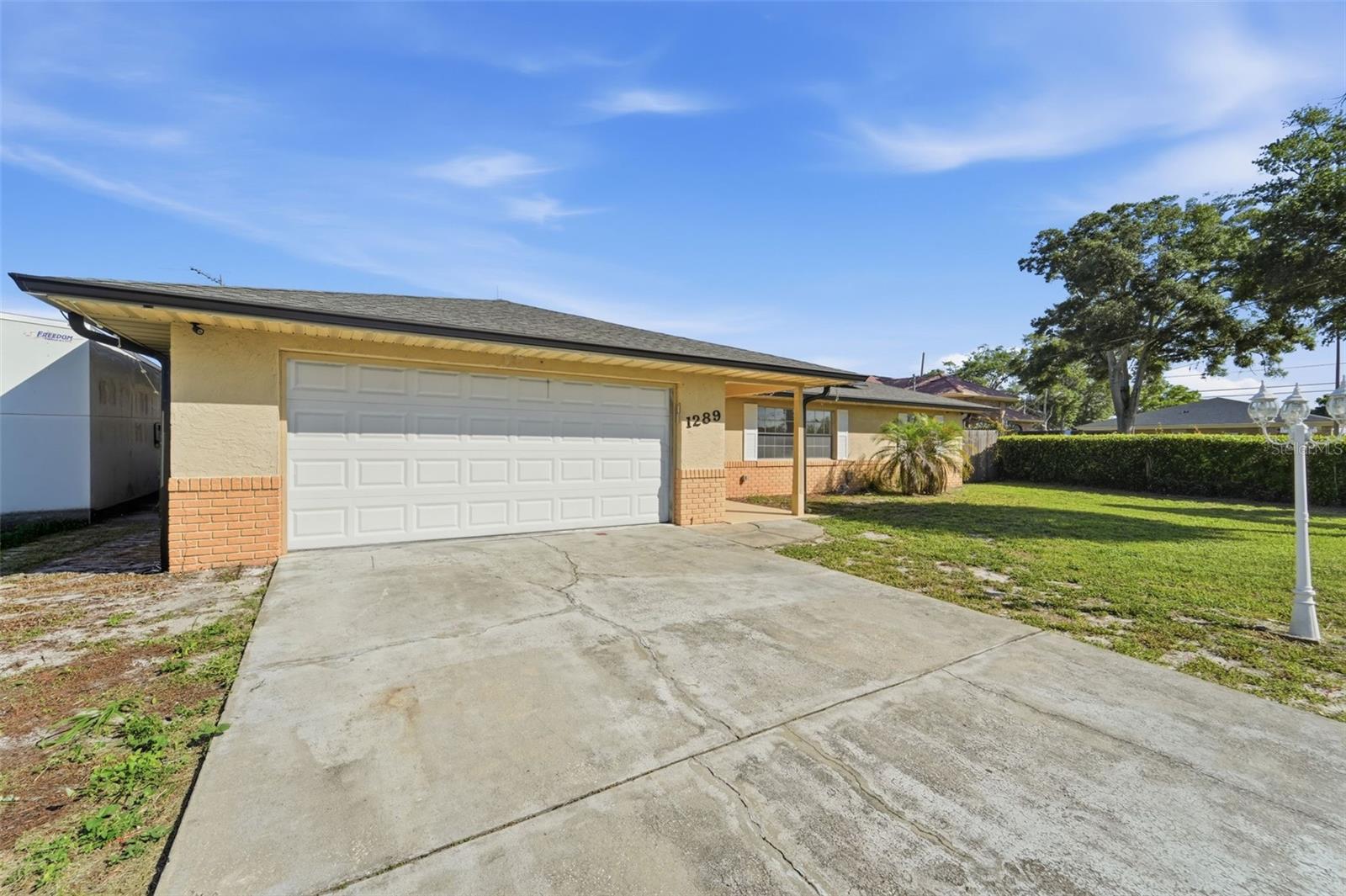 1289 DANDELION DRIVE