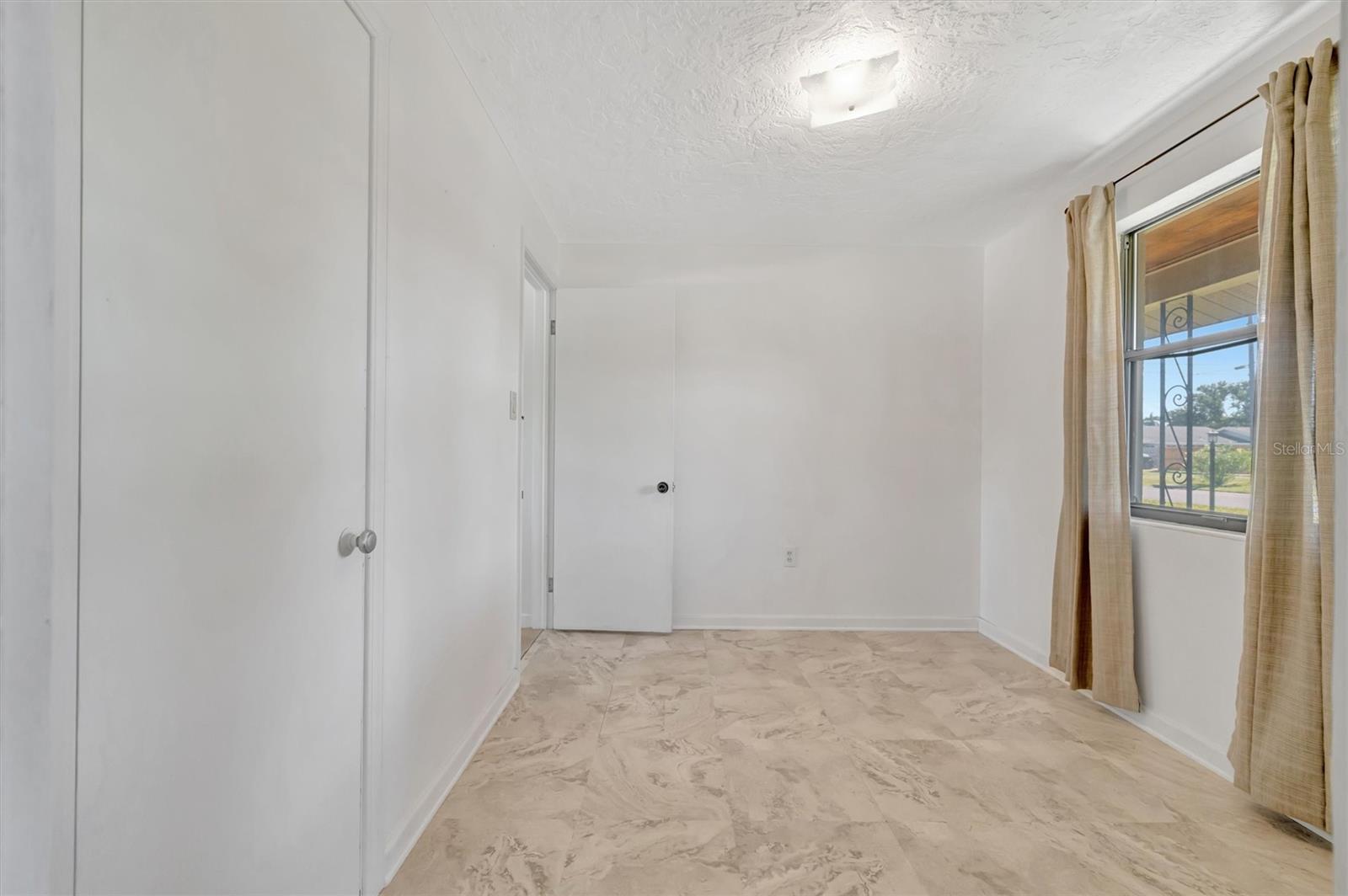 CENTURY ESTATES - Residential