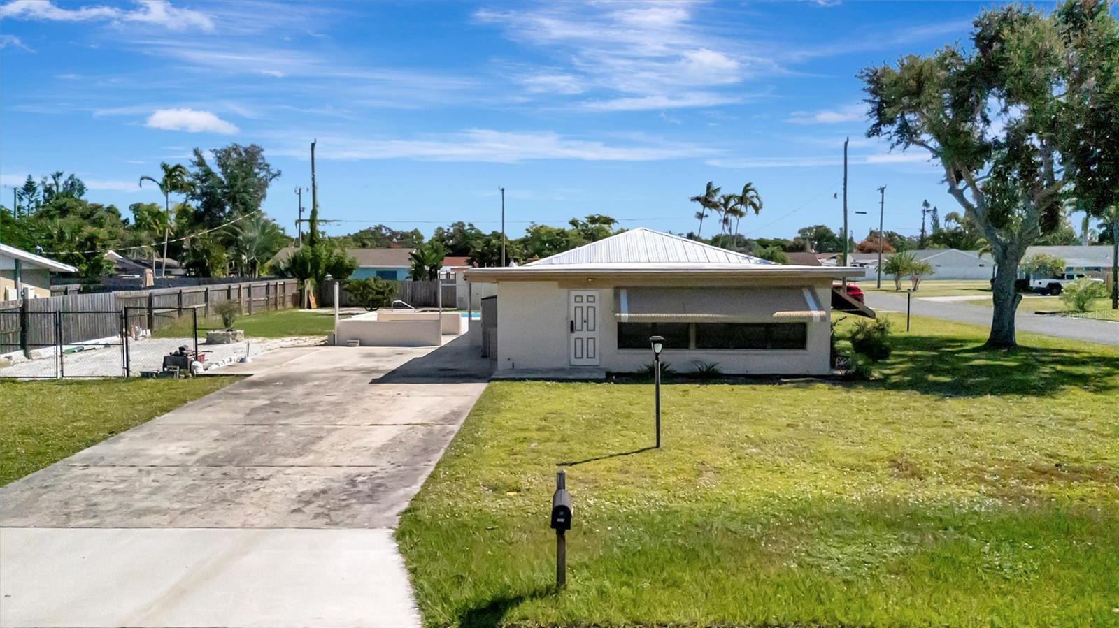 CENTURY ESTATES - Residential