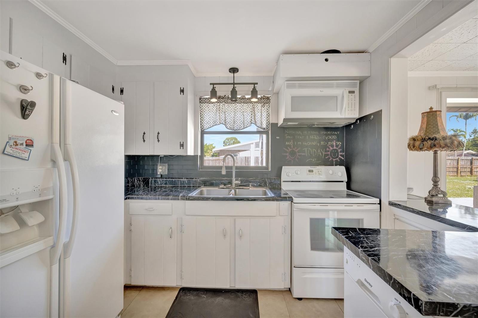 CENTURY ESTATES - Residential