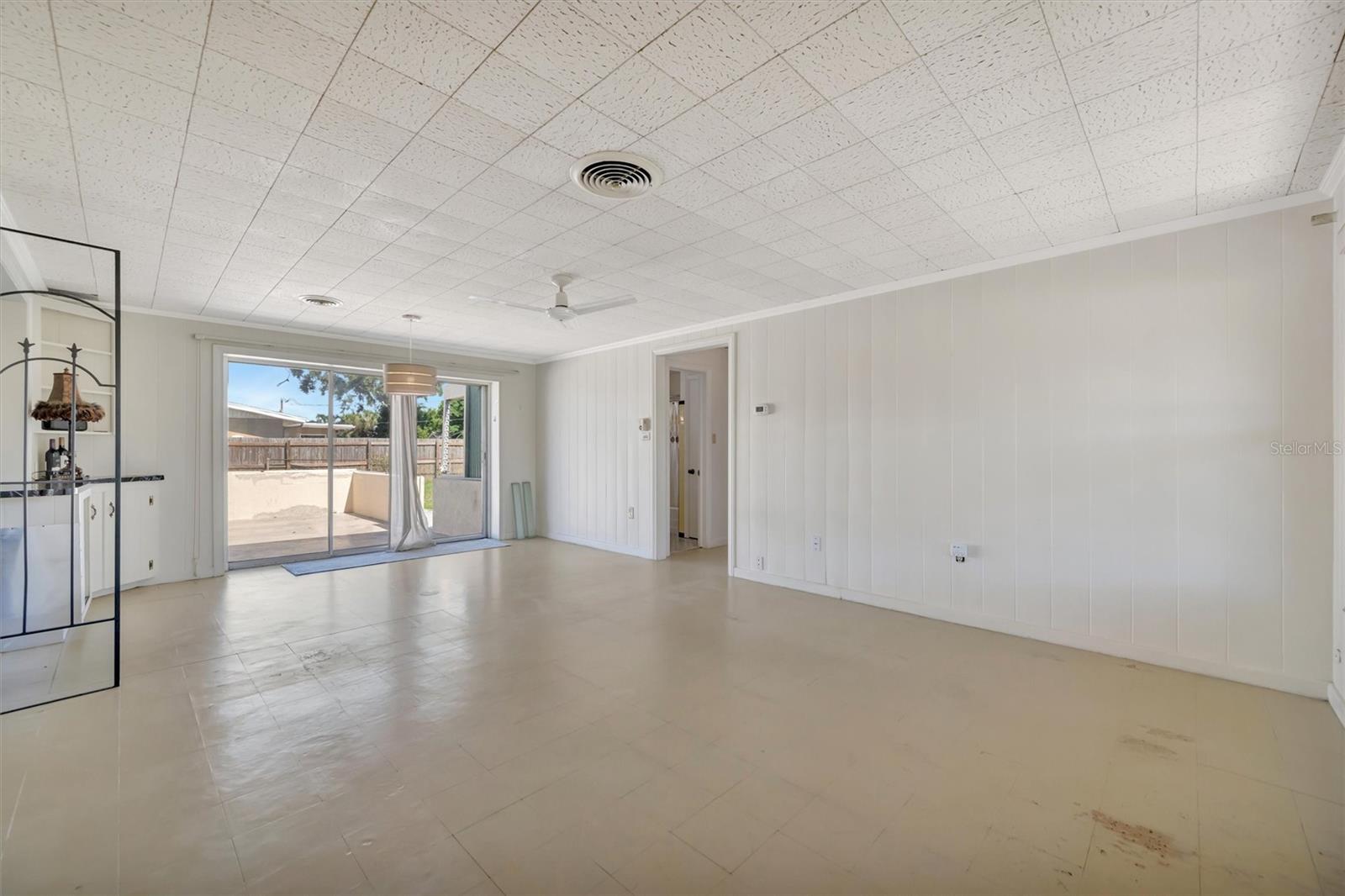 CENTURY ESTATES - Residential