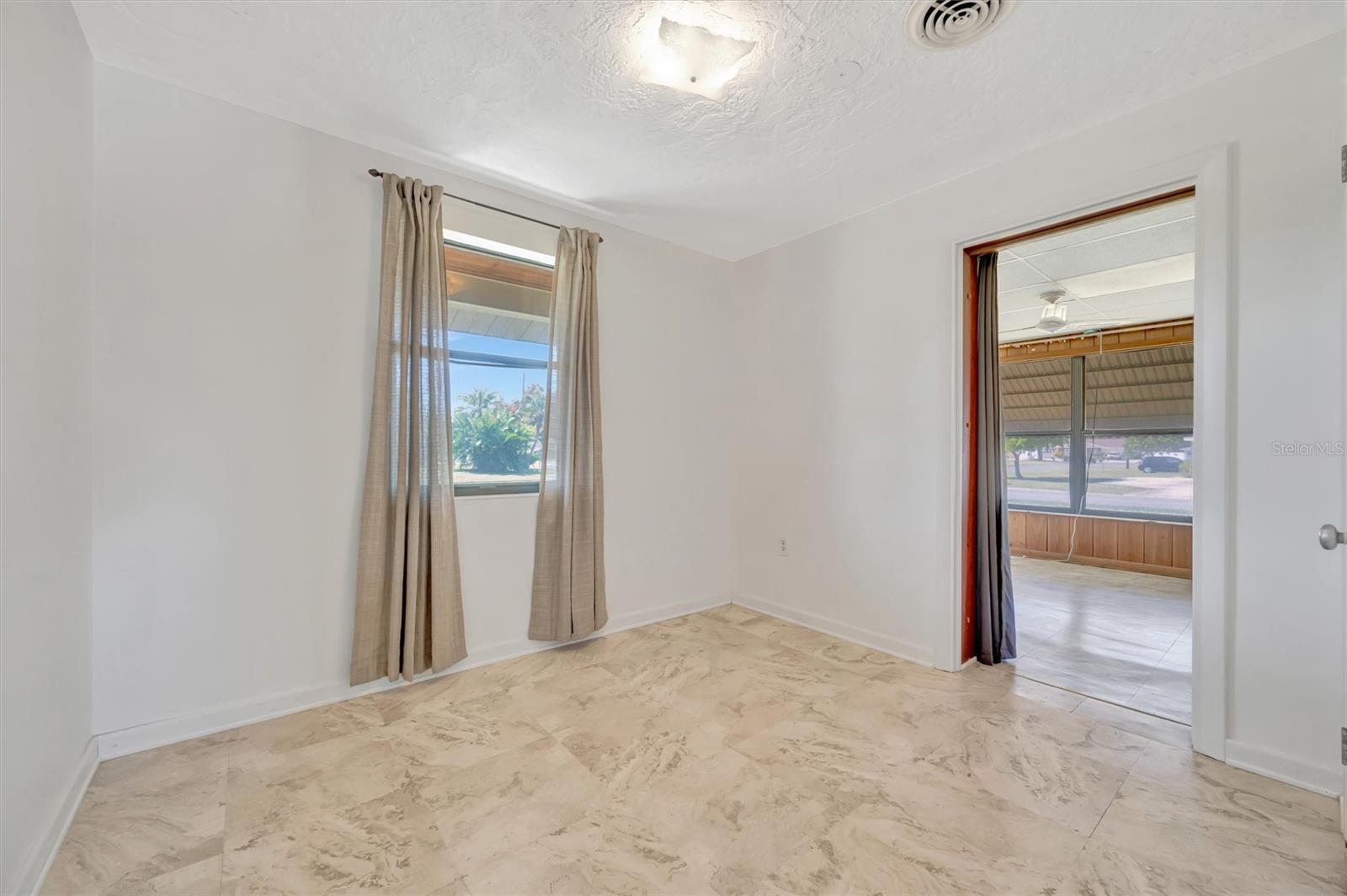 CENTURY ESTATES - Residential