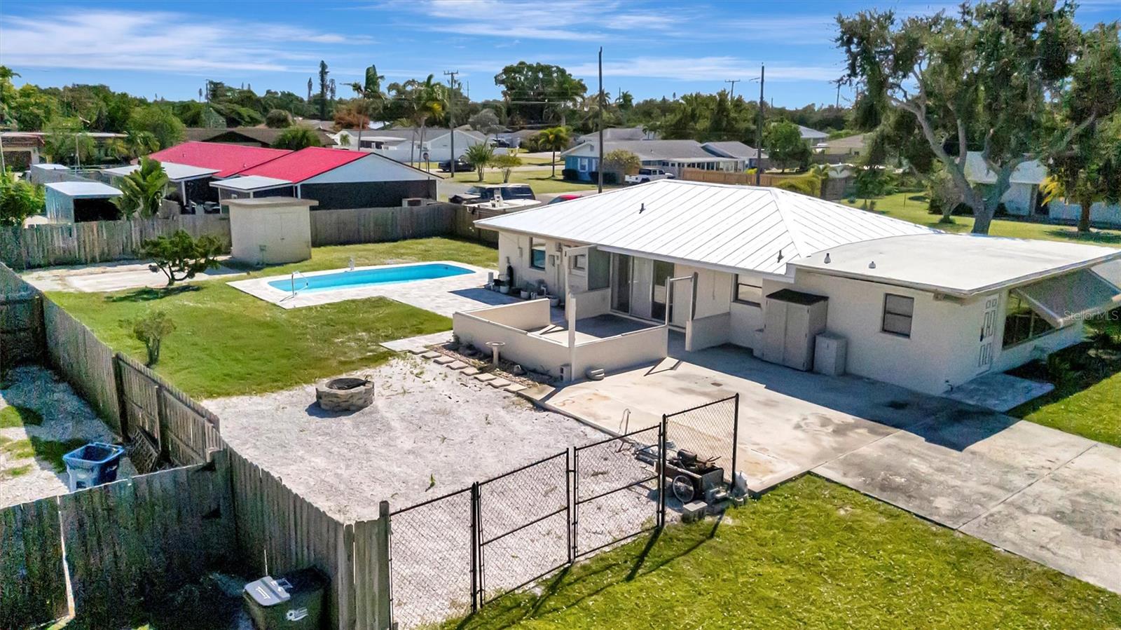 CENTURY ESTATES - Residential
