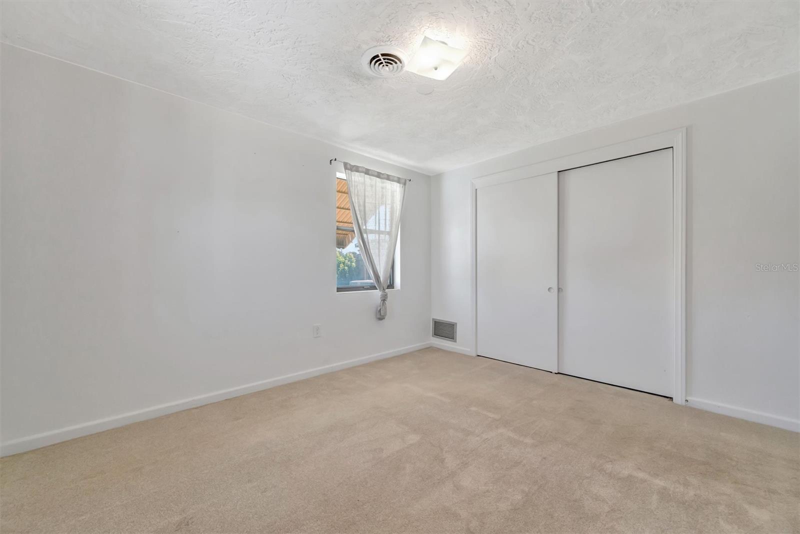 CENTURY ESTATES - Residential