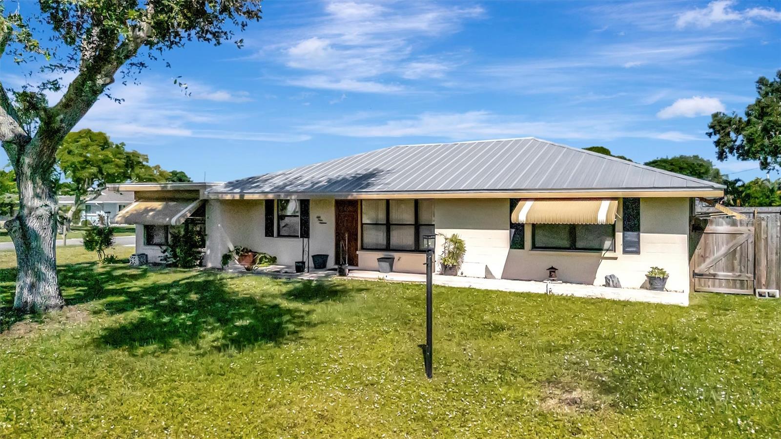 CENTURY ESTATES - Residential