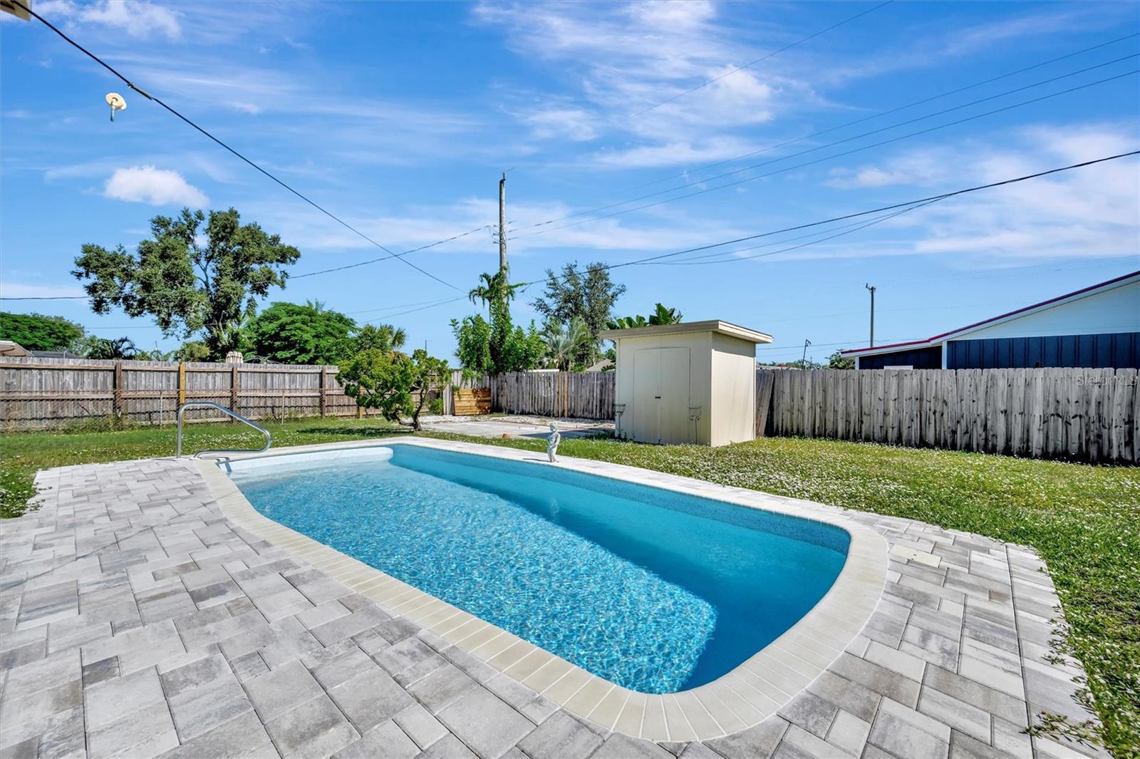 CENTURY ESTATES - Residential