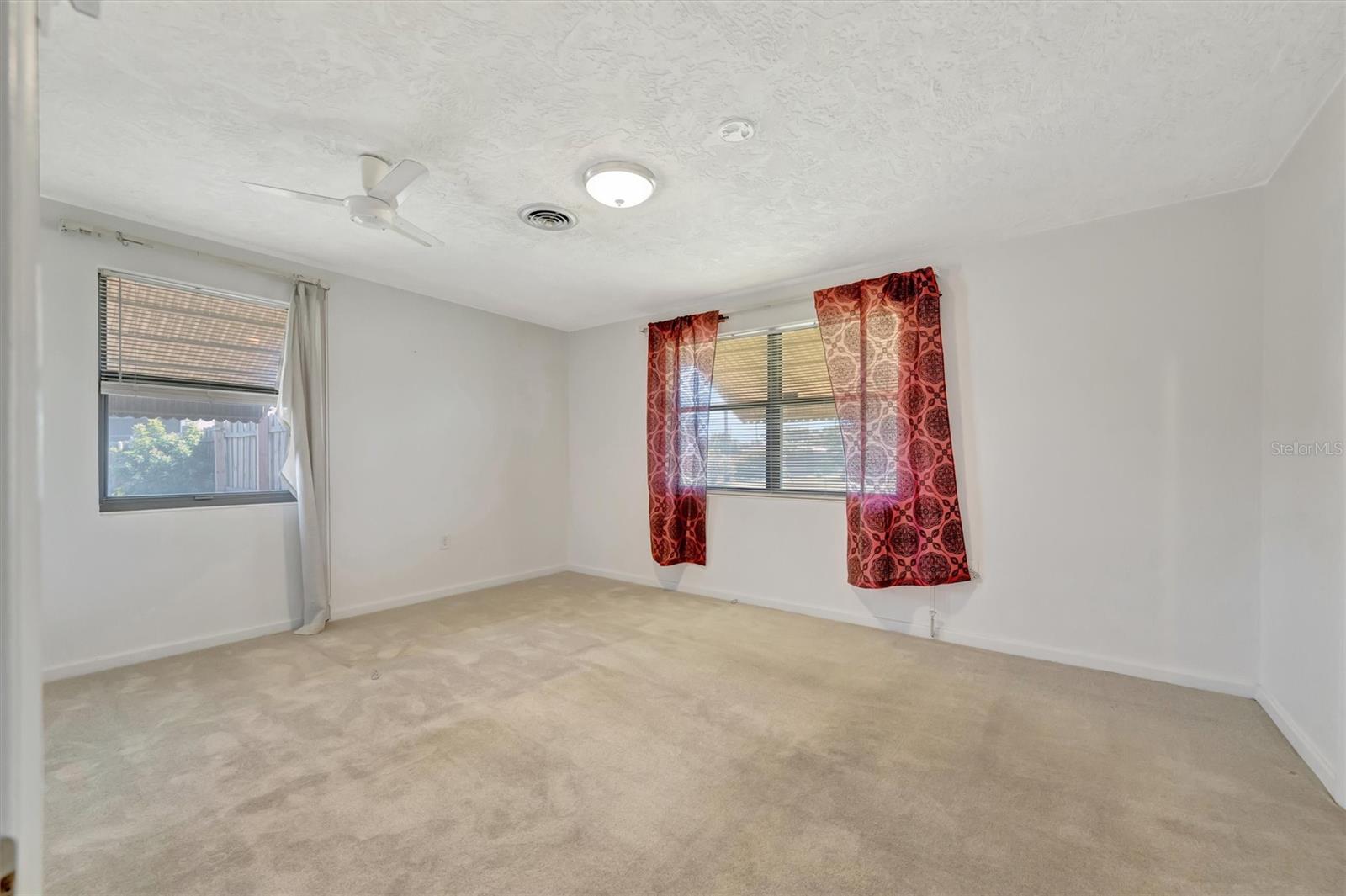 CENTURY ESTATES - Residential