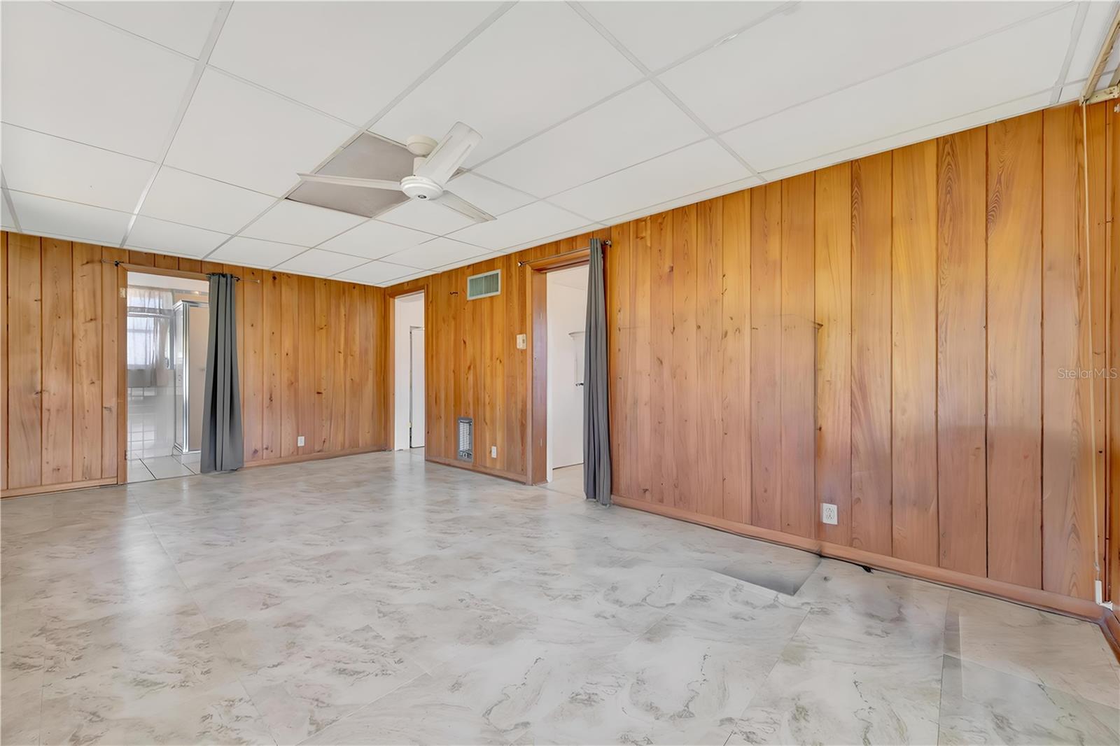 CENTURY ESTATES - Residential