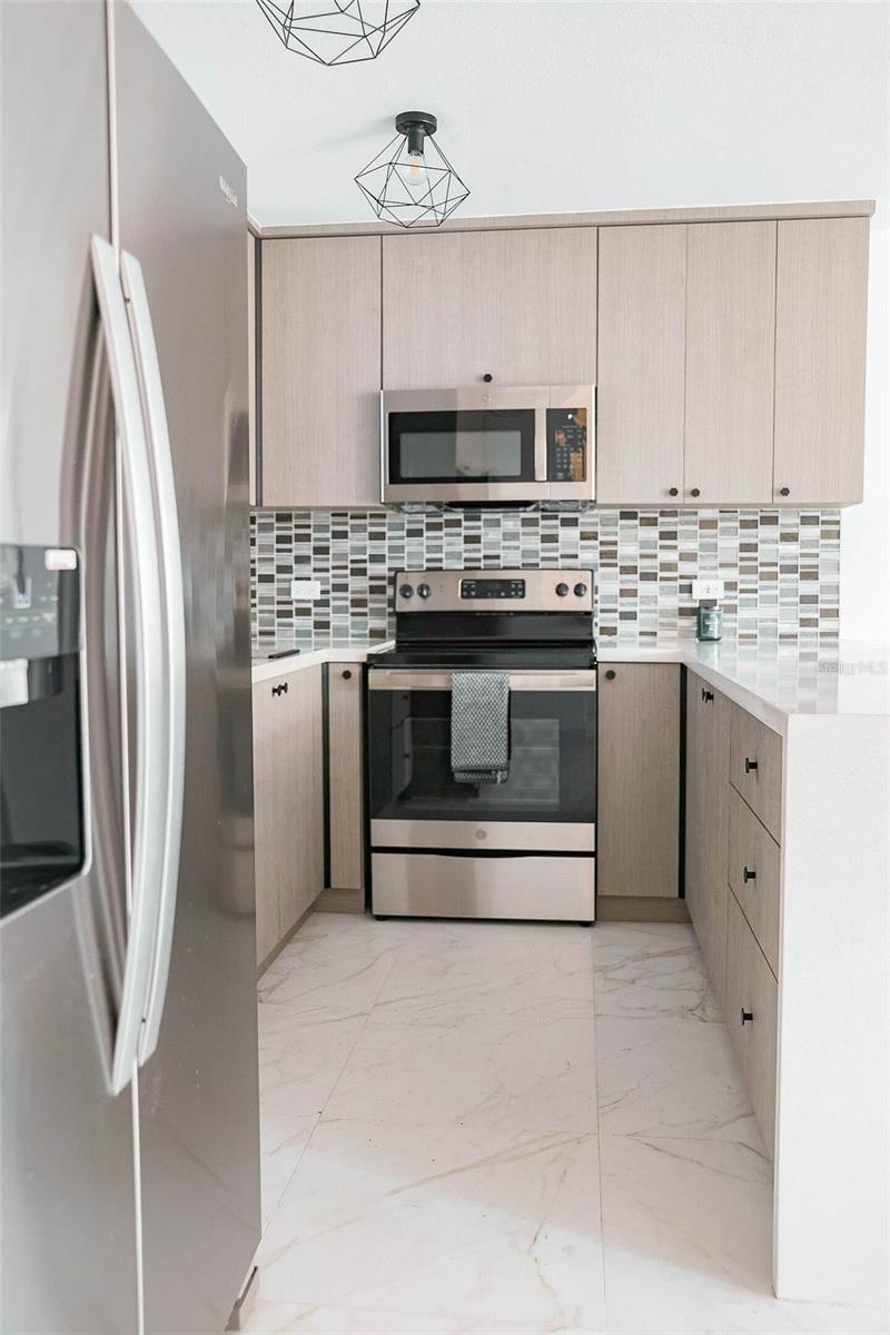 YEAR BUILT UNKOWN - Residential Lease