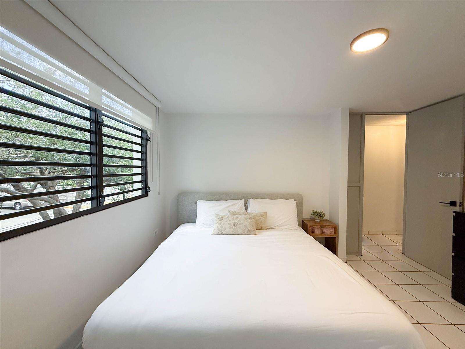 YEAR BUILT UNKOWN - Residential Lease