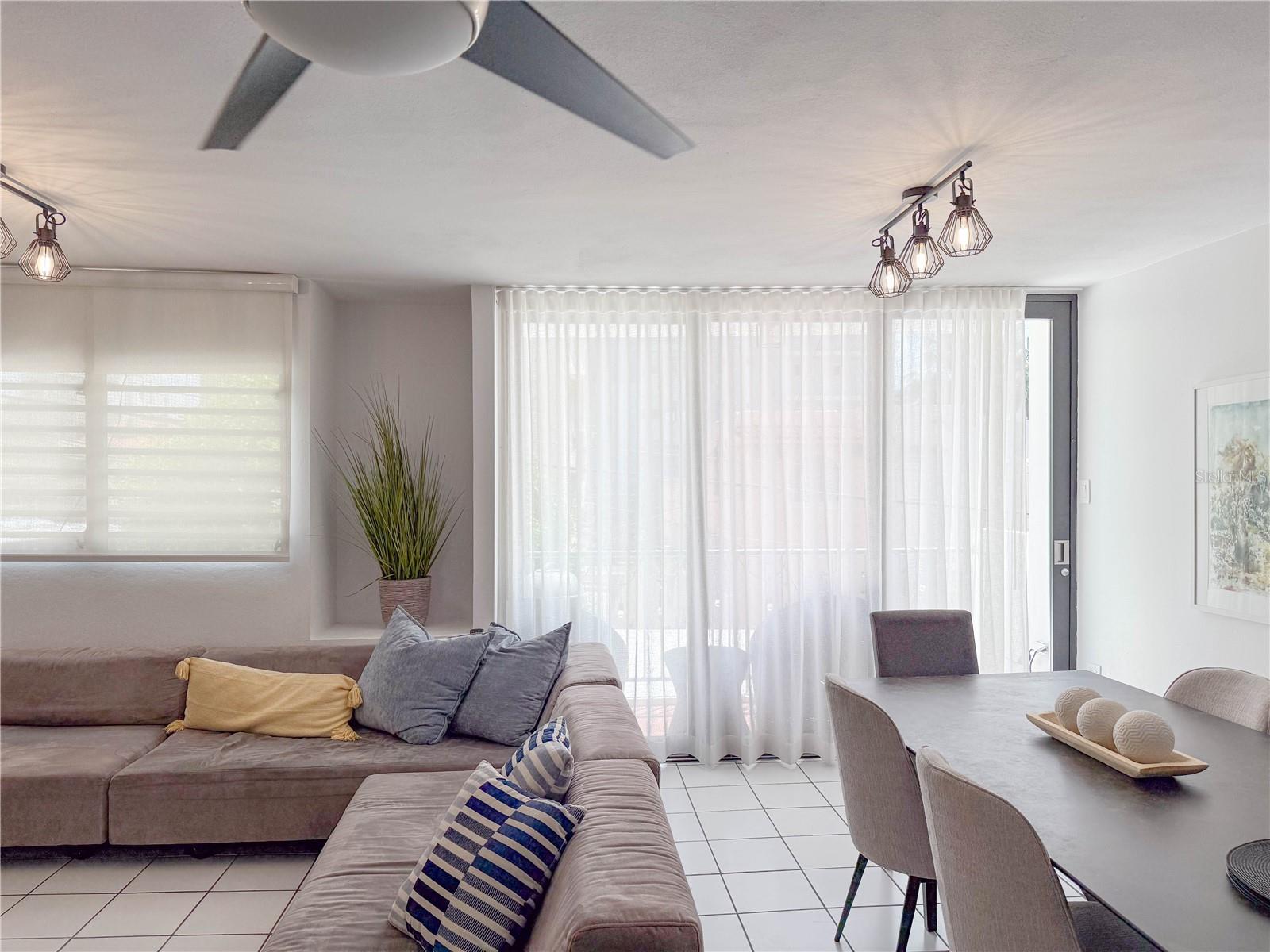 YEAR BUILT UNKOWN - Residential Lease