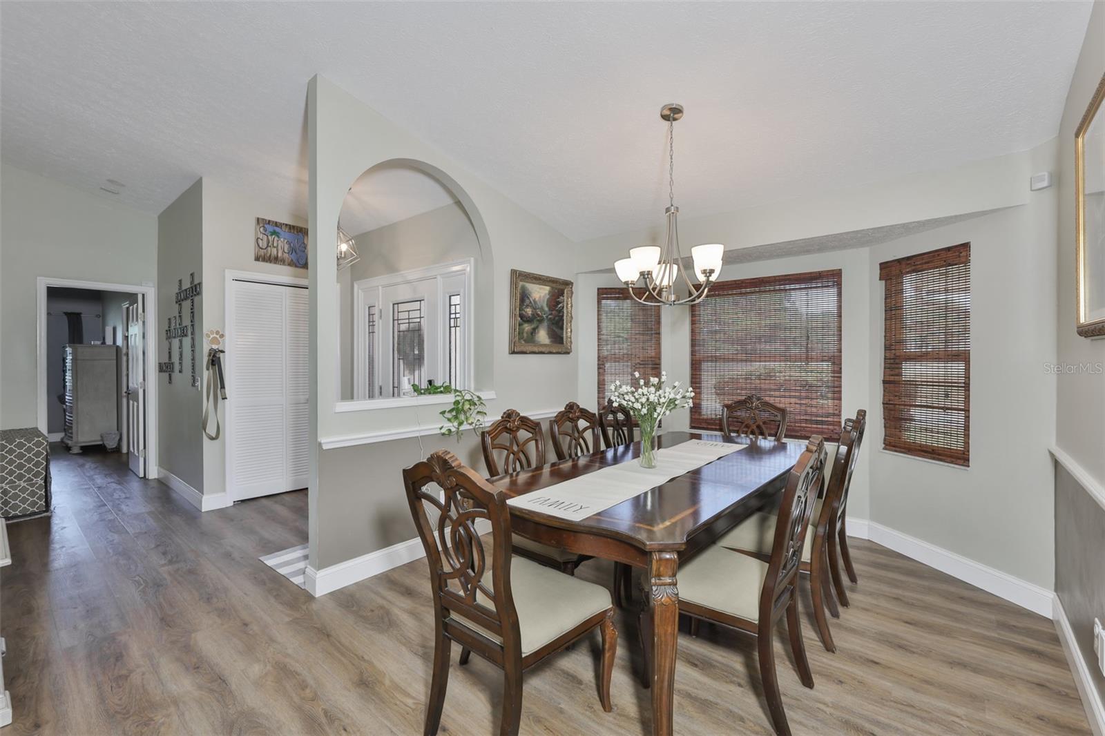 BENT TREE - Residential