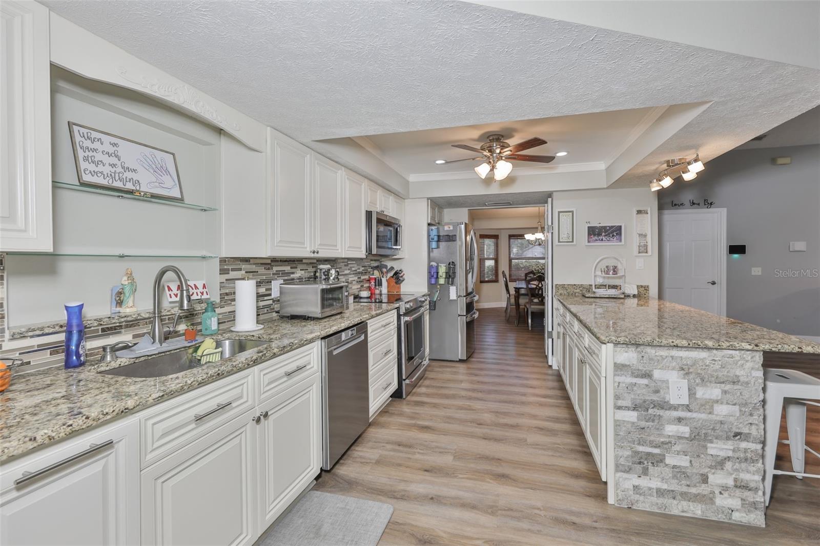 BENT TREE - Residential