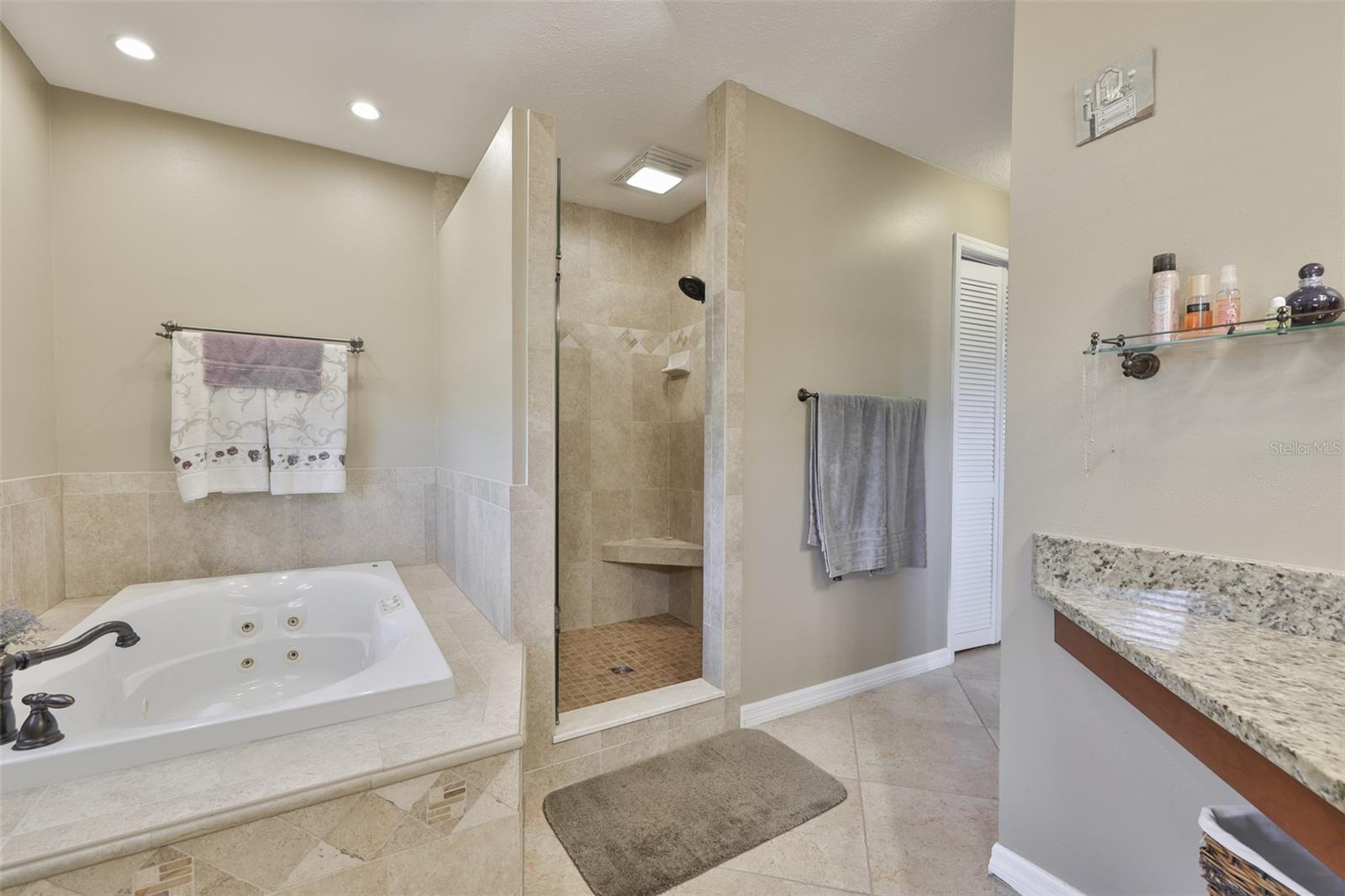 BENT TREE - Residential