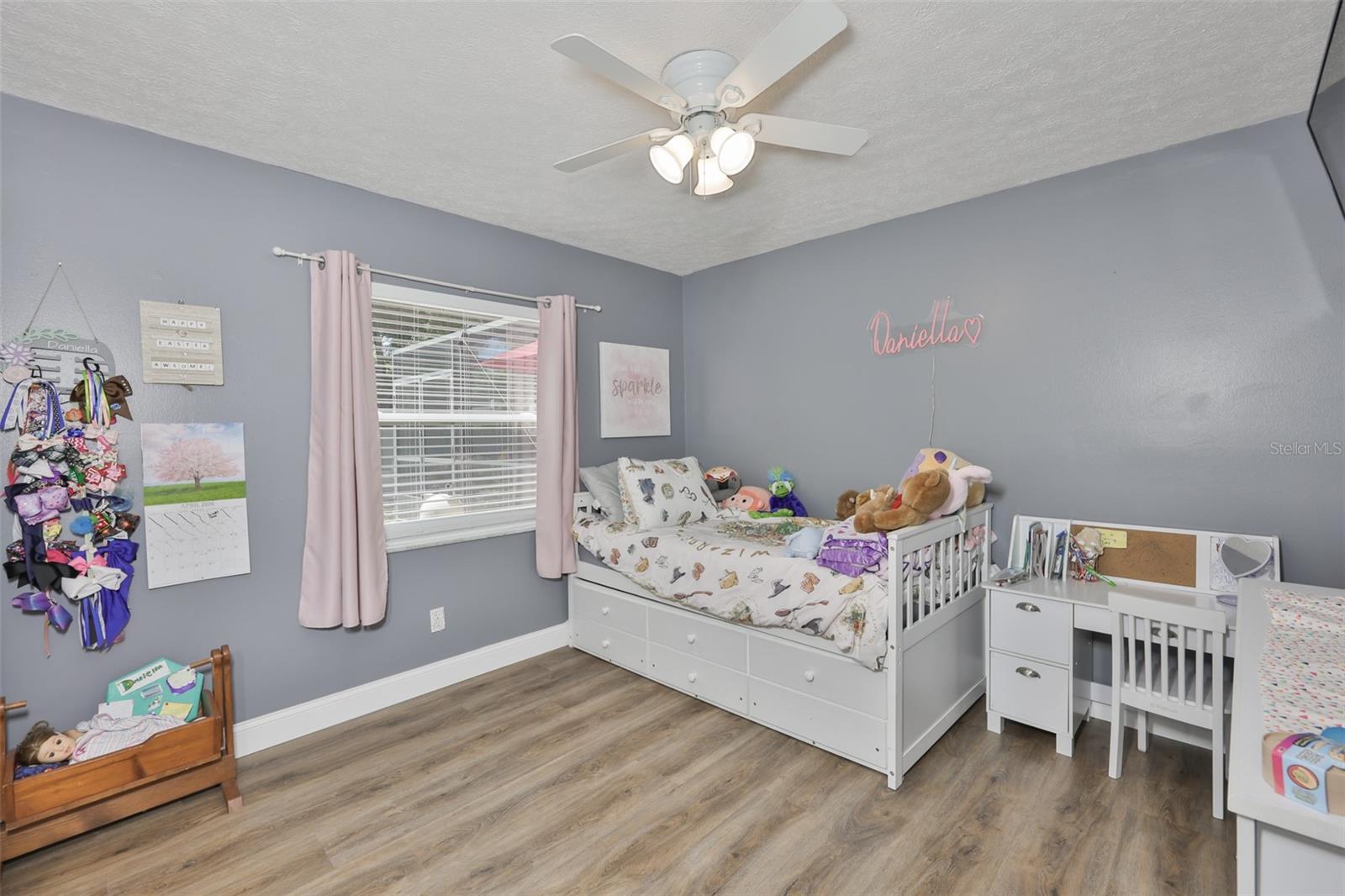 BENT TREE - Residential