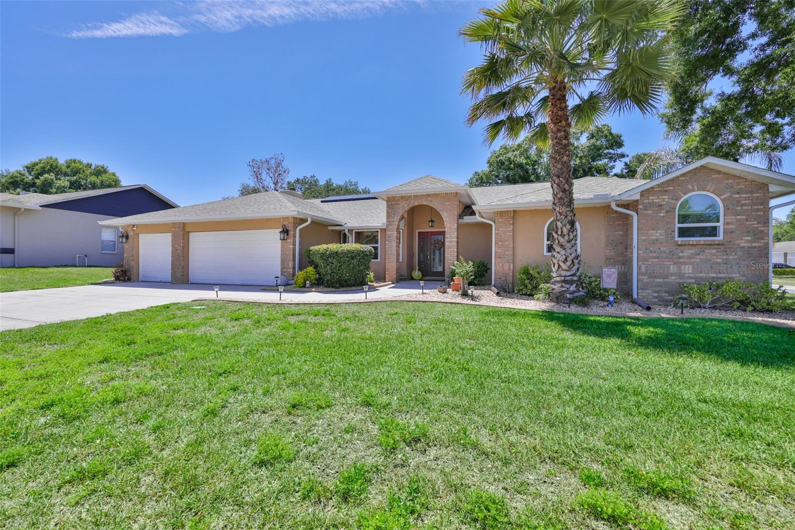 BENT TREE - Residential