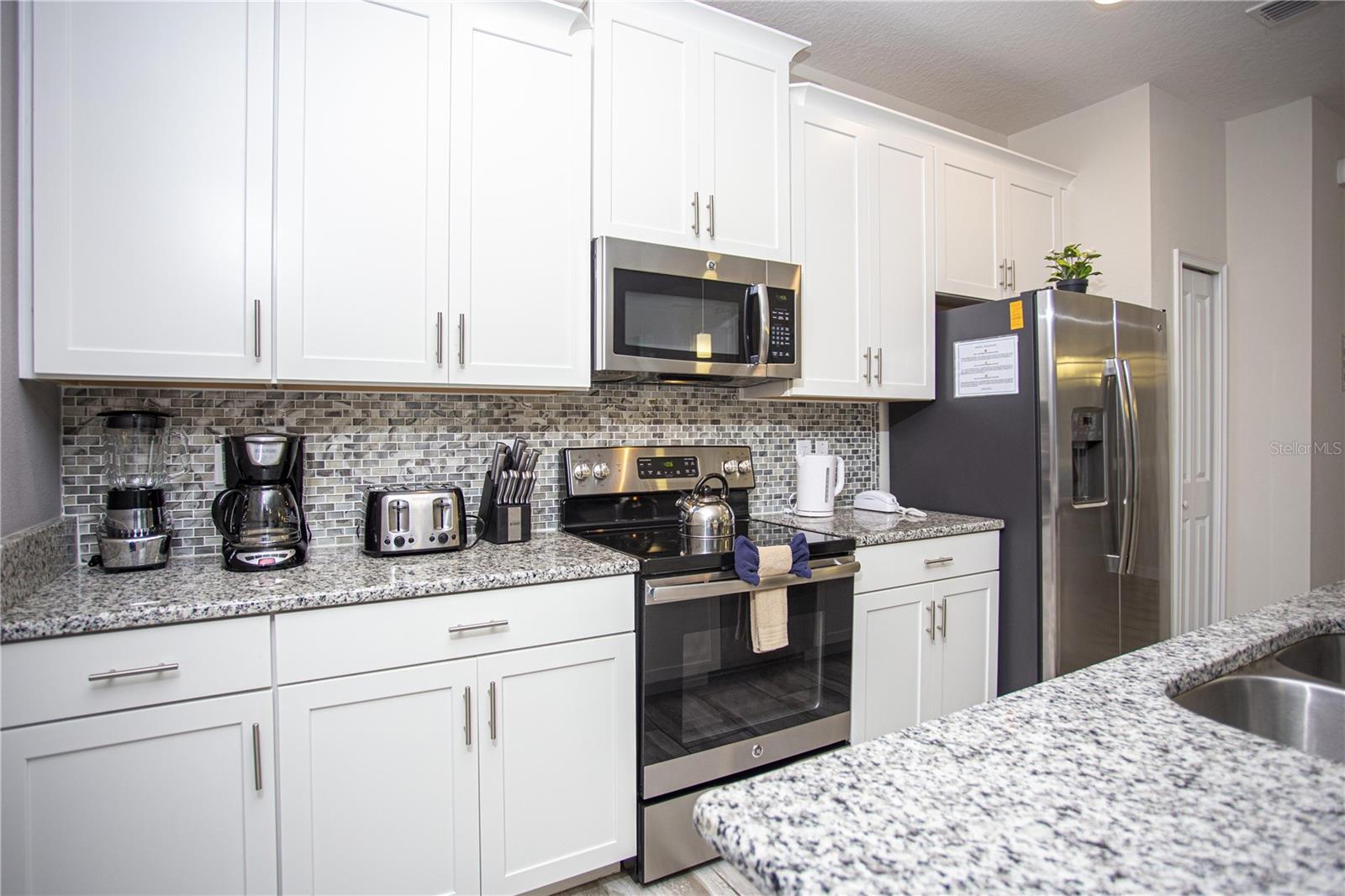 STOREY LAKE - Residential