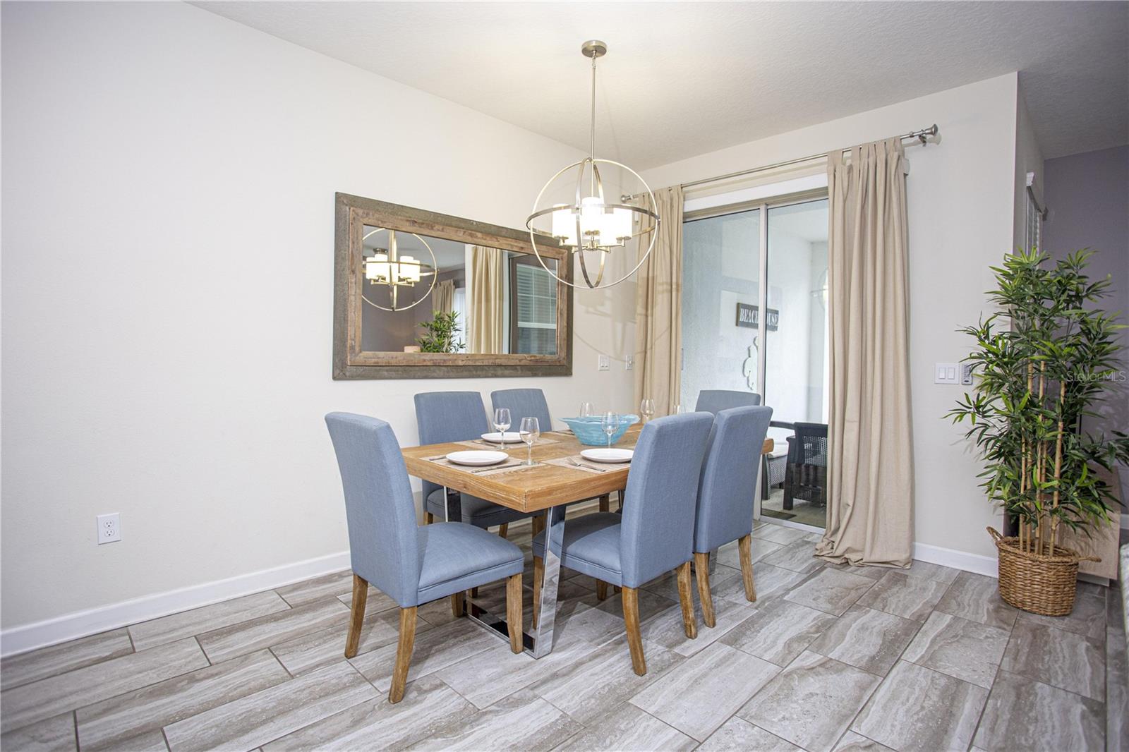 STOREY LAKE - Residential