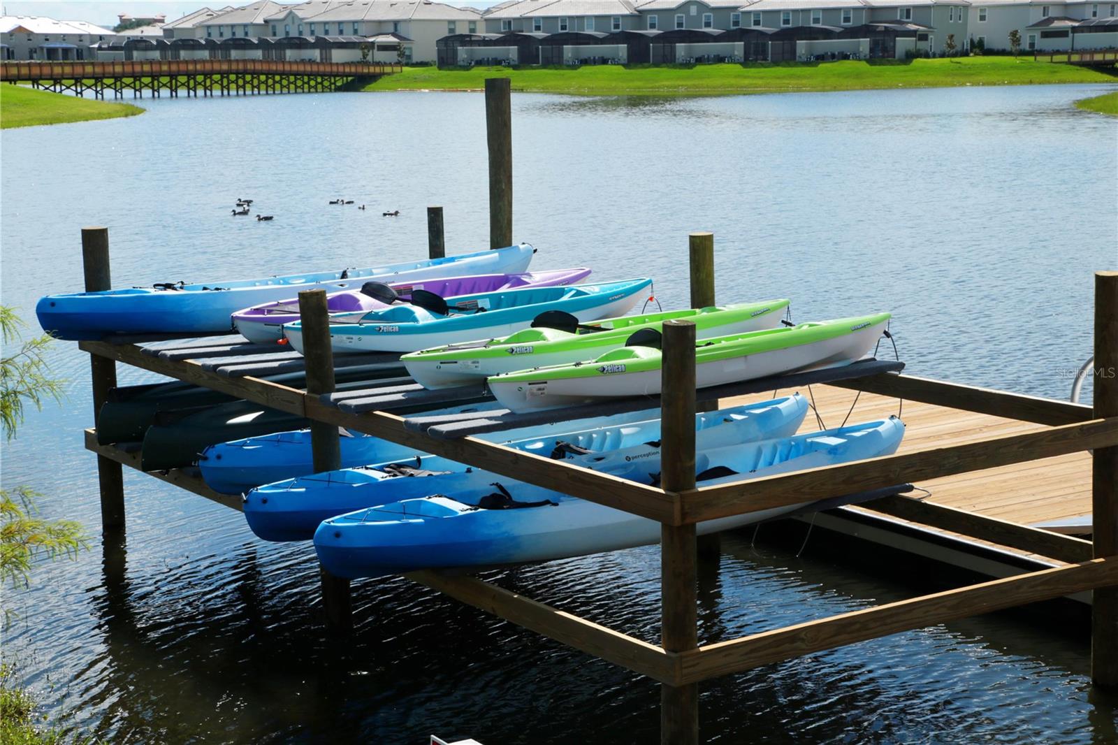 STOREY LAKE - Residential