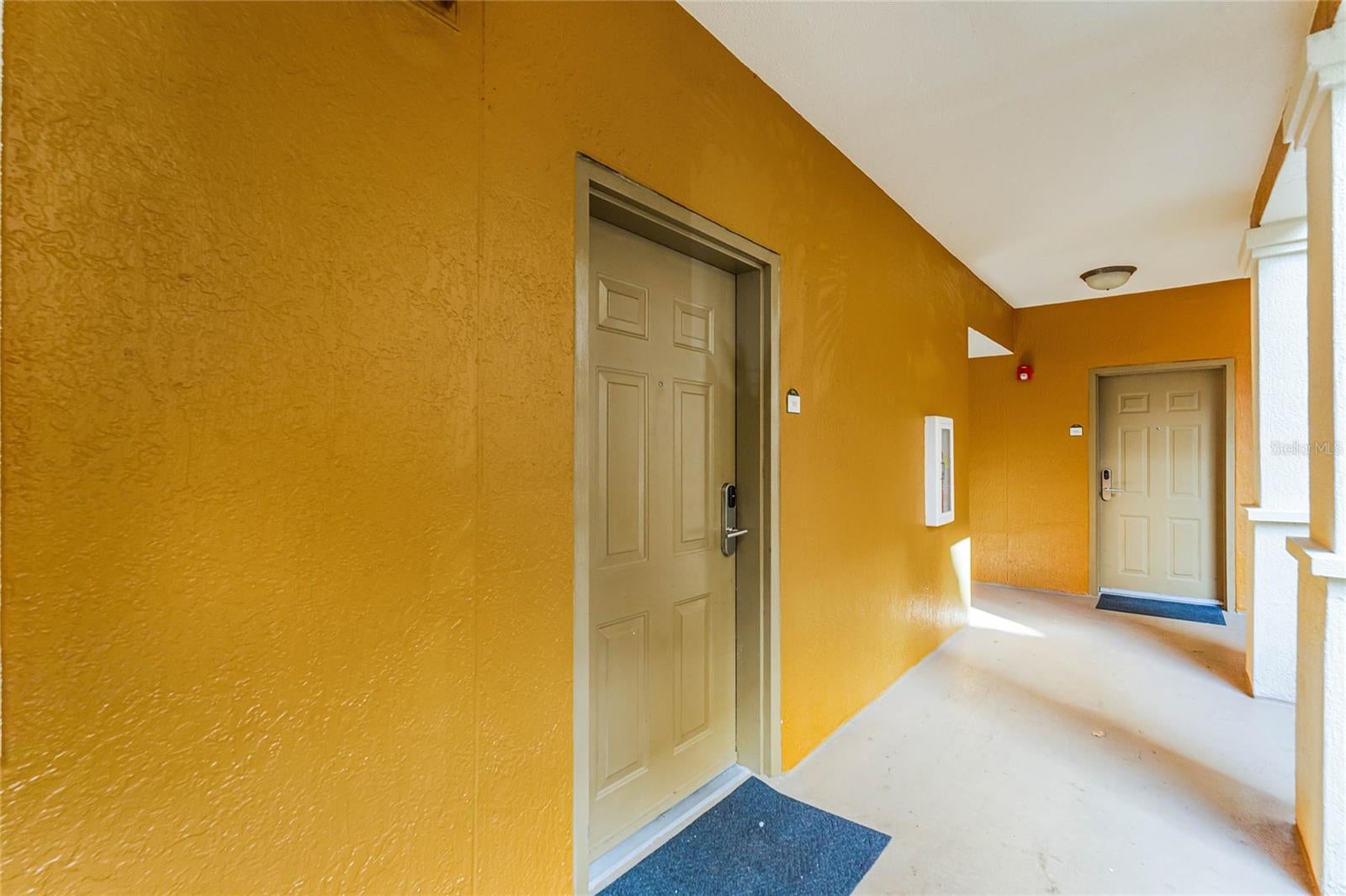 12527 FLORIDAYS RESORT DRIVE E-103