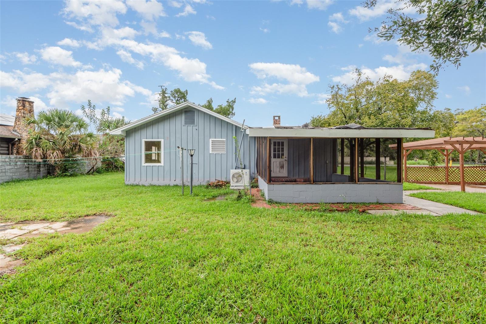 HOME ACRES UNIT 01 - Residential