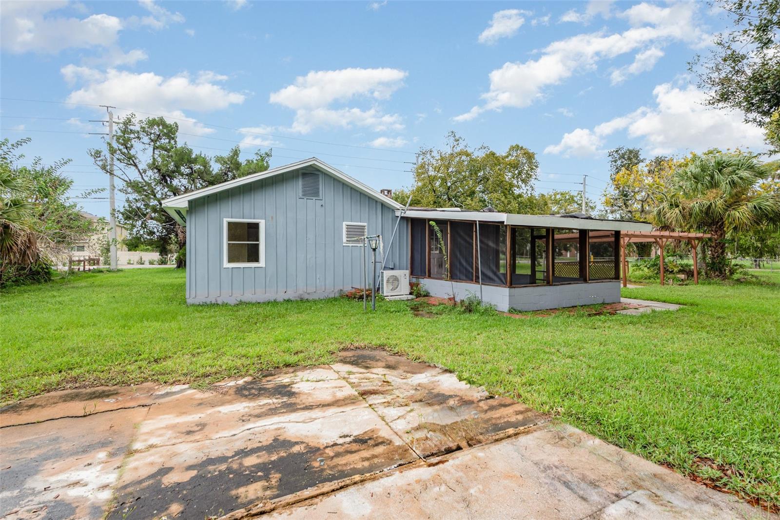 HOME ACRES UNIT 01 - Residential