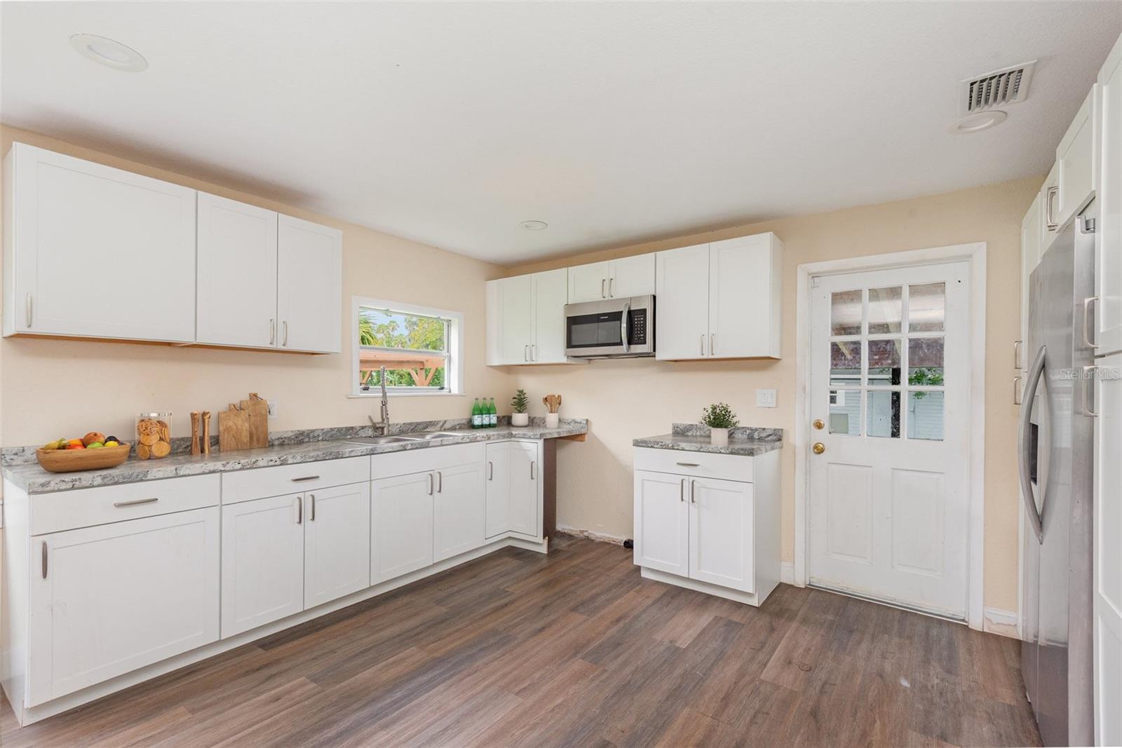 HOME ACRES UNIT 01 - Residential