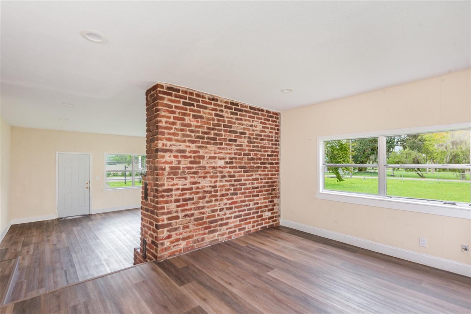 HOME ACRES UNIT 01 - Residential