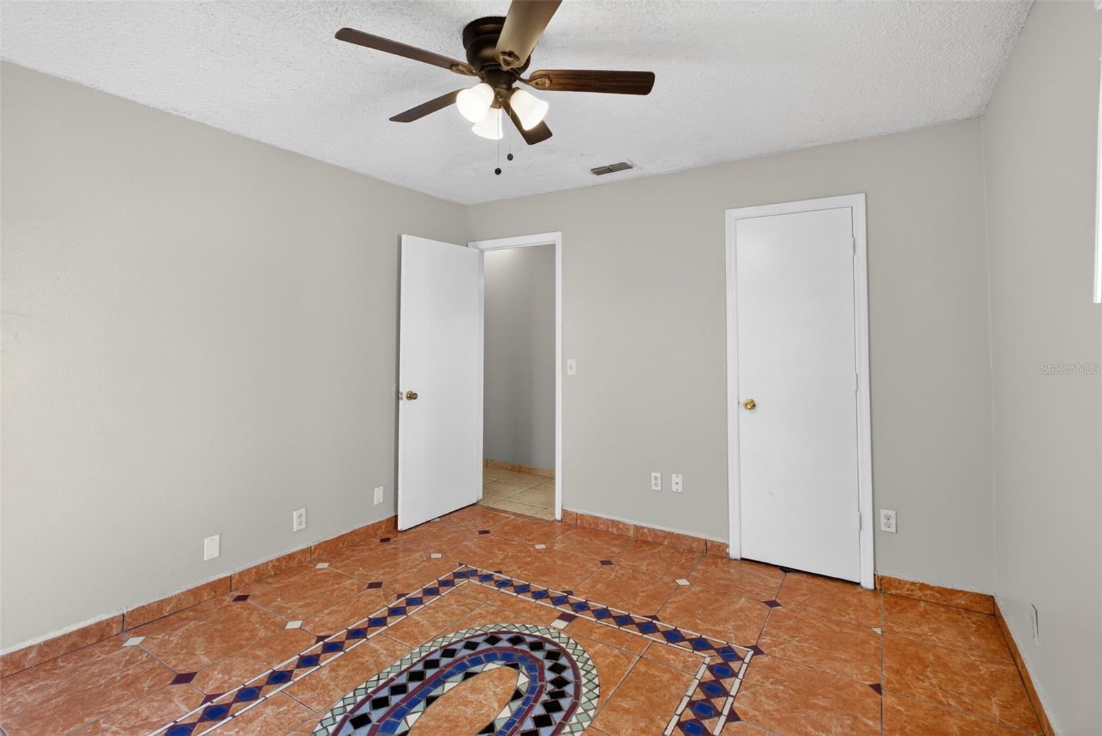 WEST APOPKA HILLS - Residential