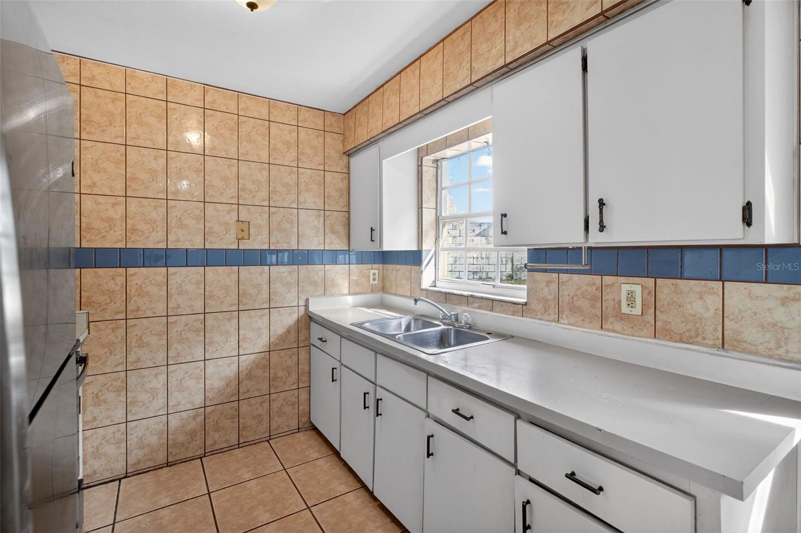 WEST APOPKA HILLS - Residential