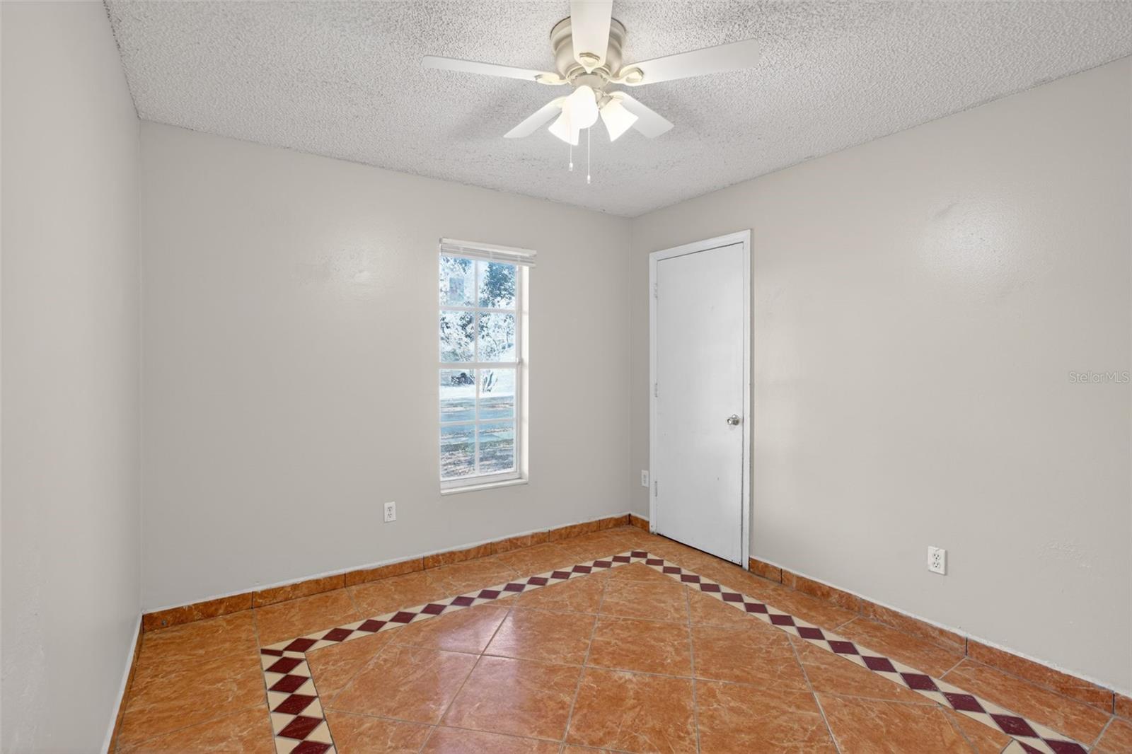 WEST APOPKA HILLS - Residential