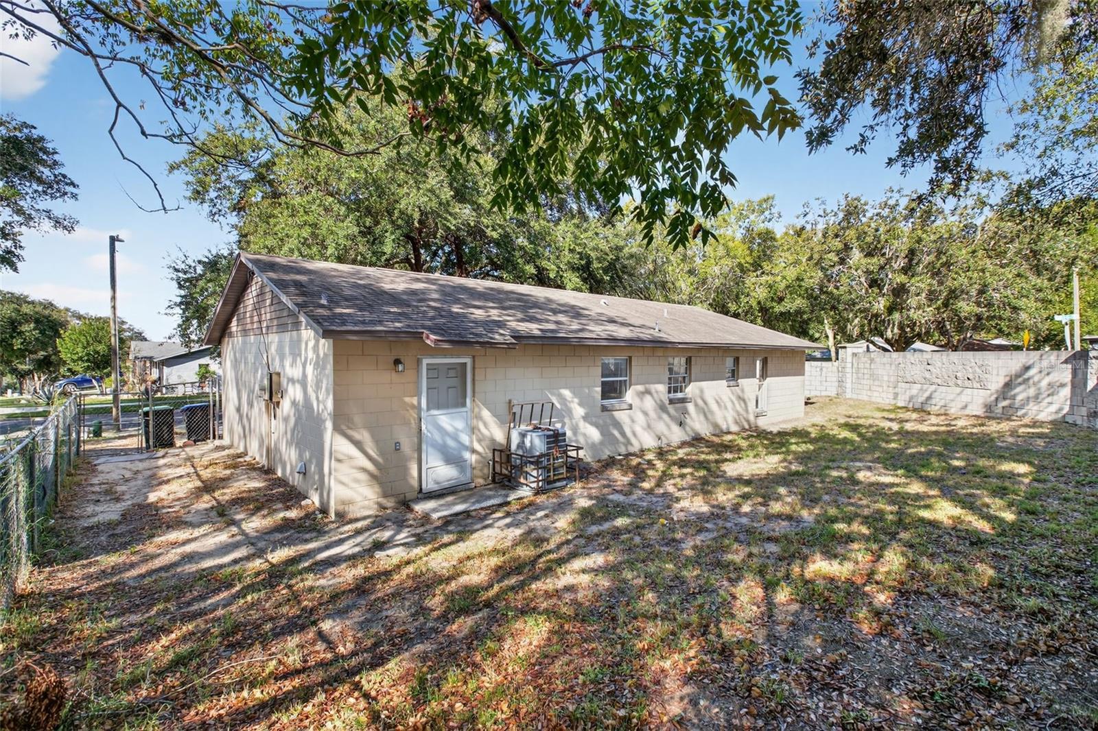 WEST APOPKA HILLS - Residential