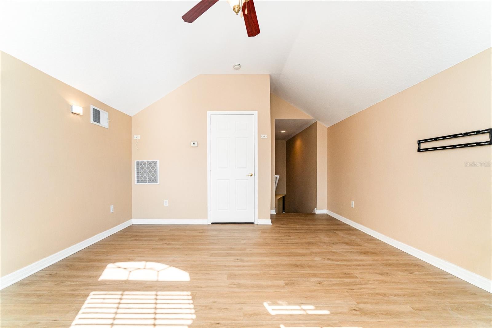 BUCKINGHAM ESTATES PH 3 & 4 - Residential