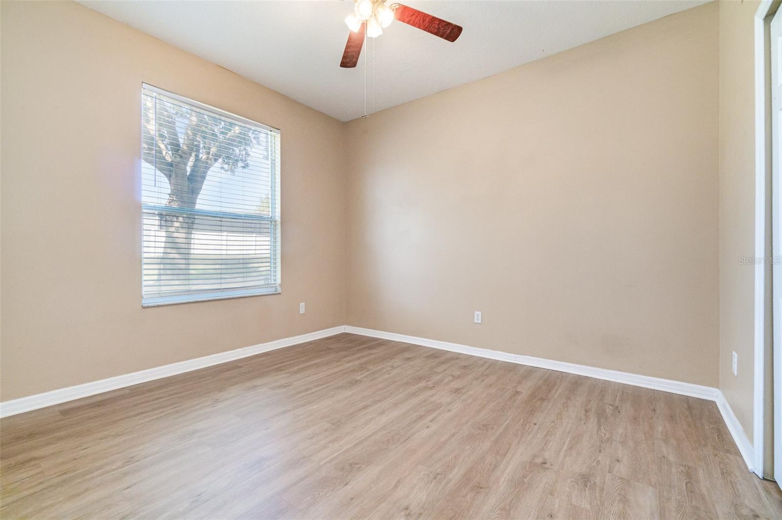 BUCKINGHAM ESTATES PH 3 & 4 - Residential