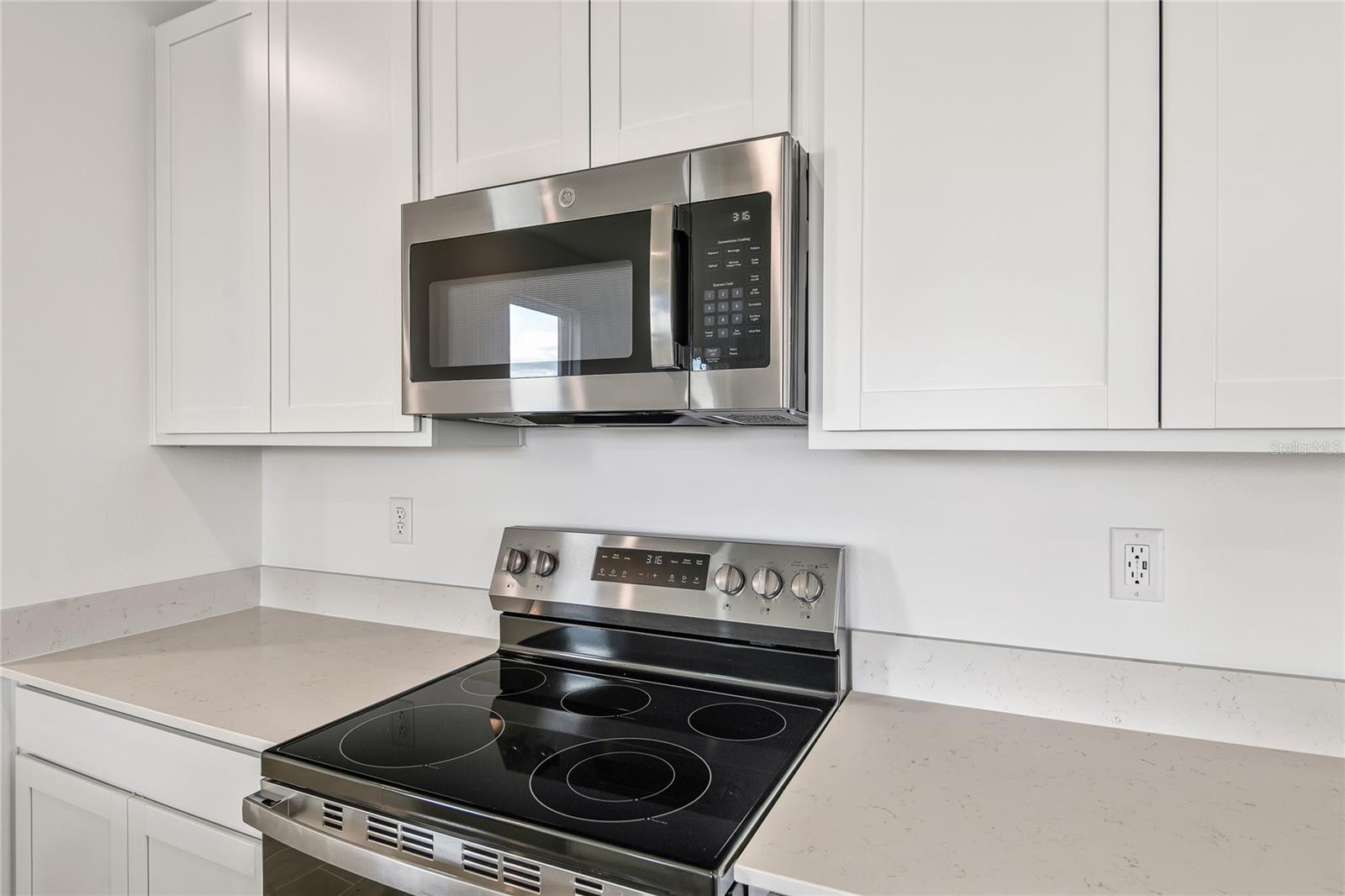 SEASONS AT BELLA VISTA - Residential