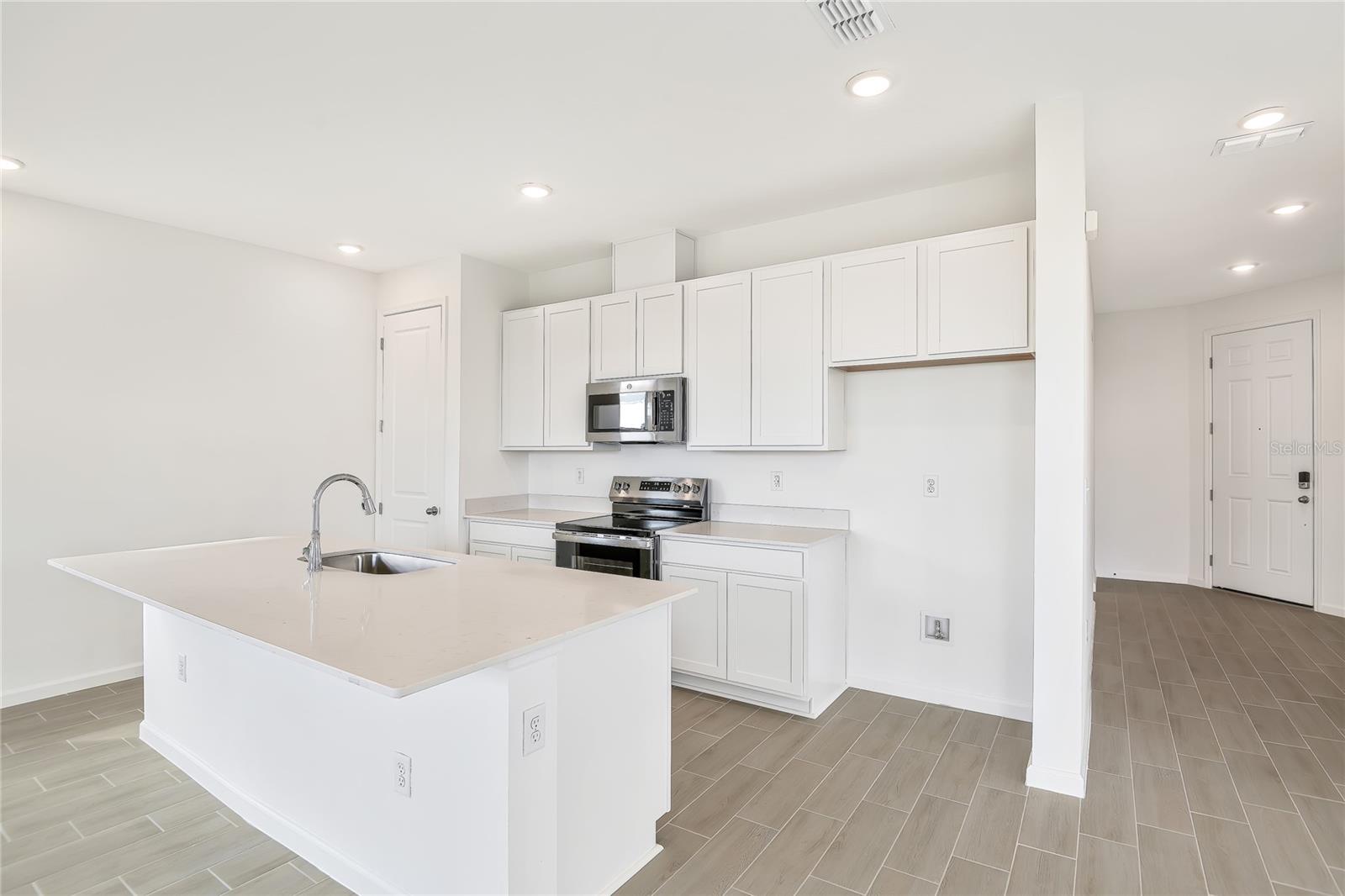 SEASONS AT BELLA VISTA - Residential