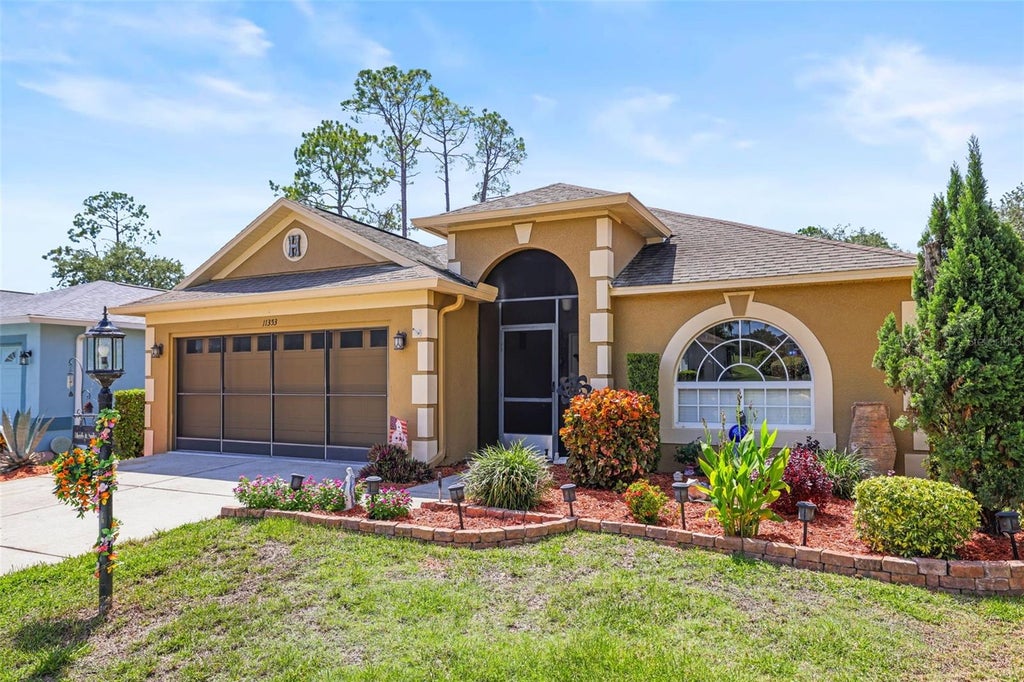 Photo of 11353 Heritage Point Drive, Hudson, FL 34667 (MLS # W7888401)