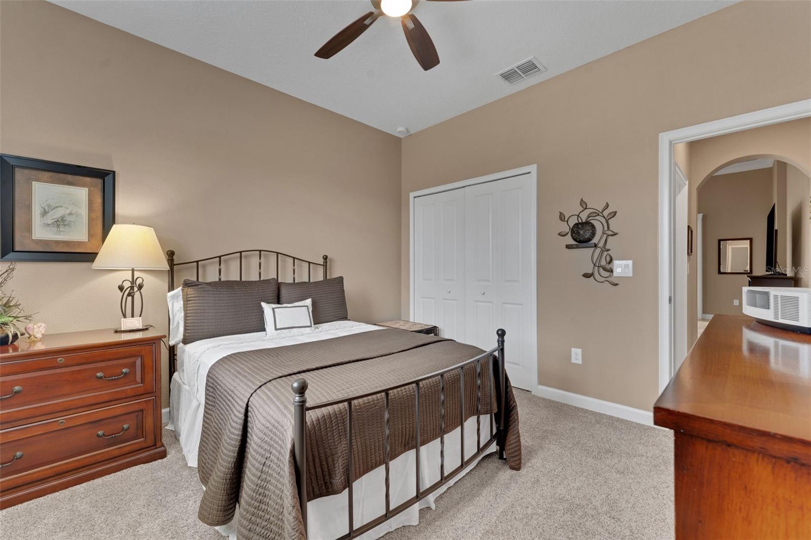 TRADITIONS PH 02 - Residential