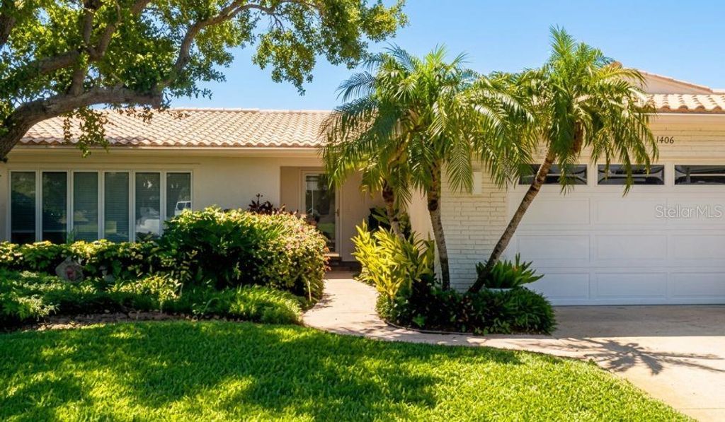 Photo of 10248 Imperial Point Drive E, Largo, FL 33774 (MLS # A4693736)